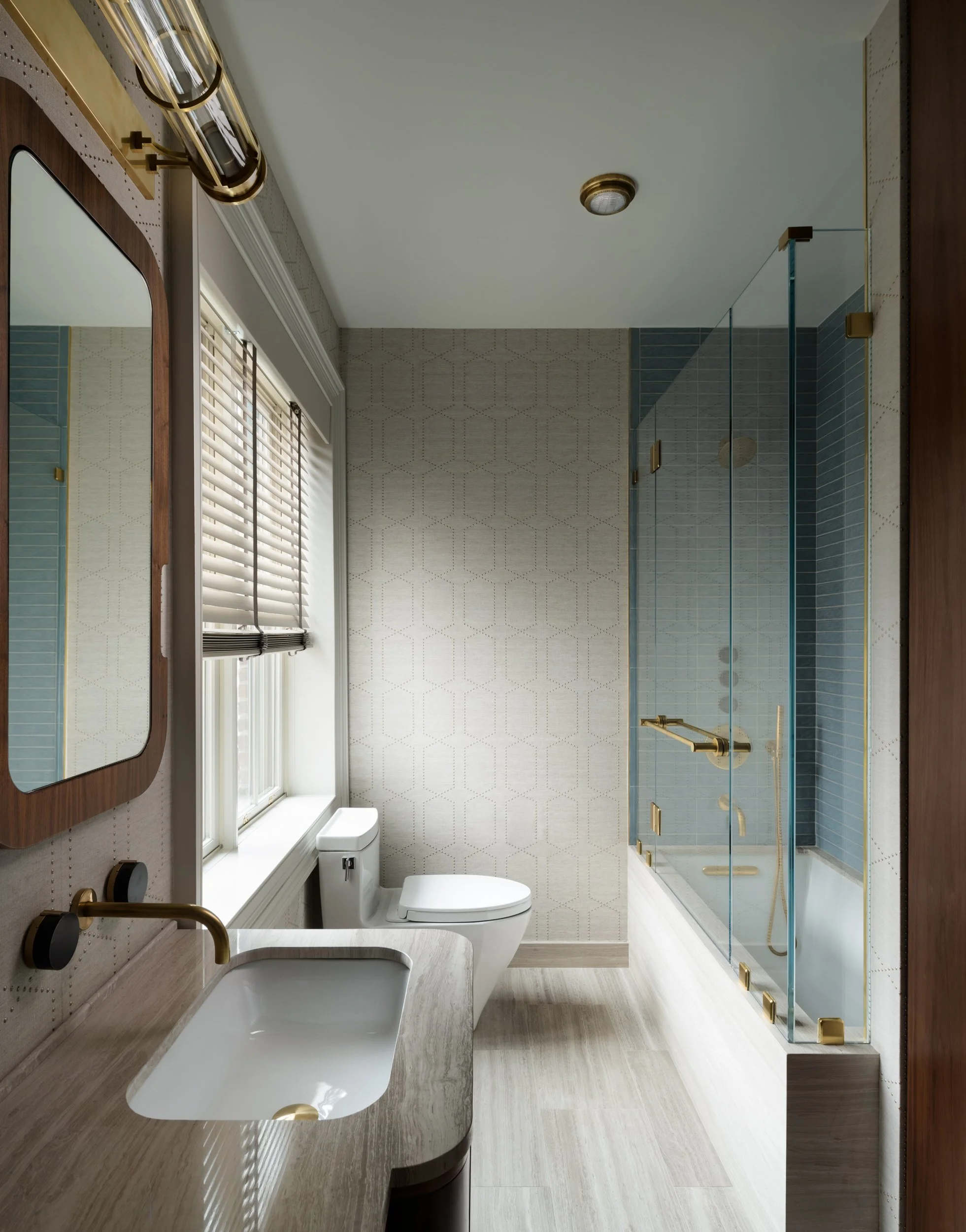 francis-interiors-west-villiage-bath-room-10.jpg