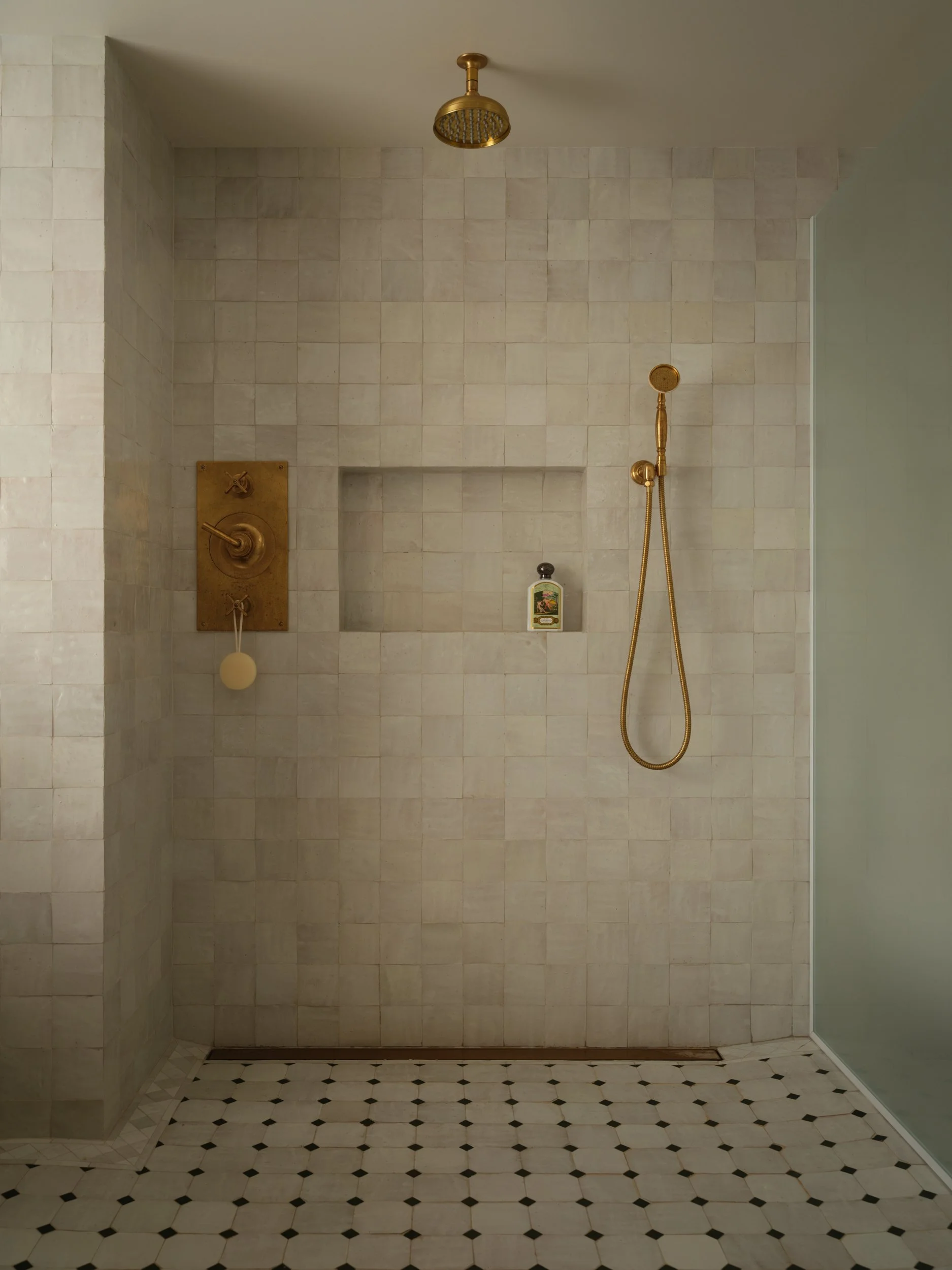 ma-studio-tribeca-interior-bathroom-04.jpg