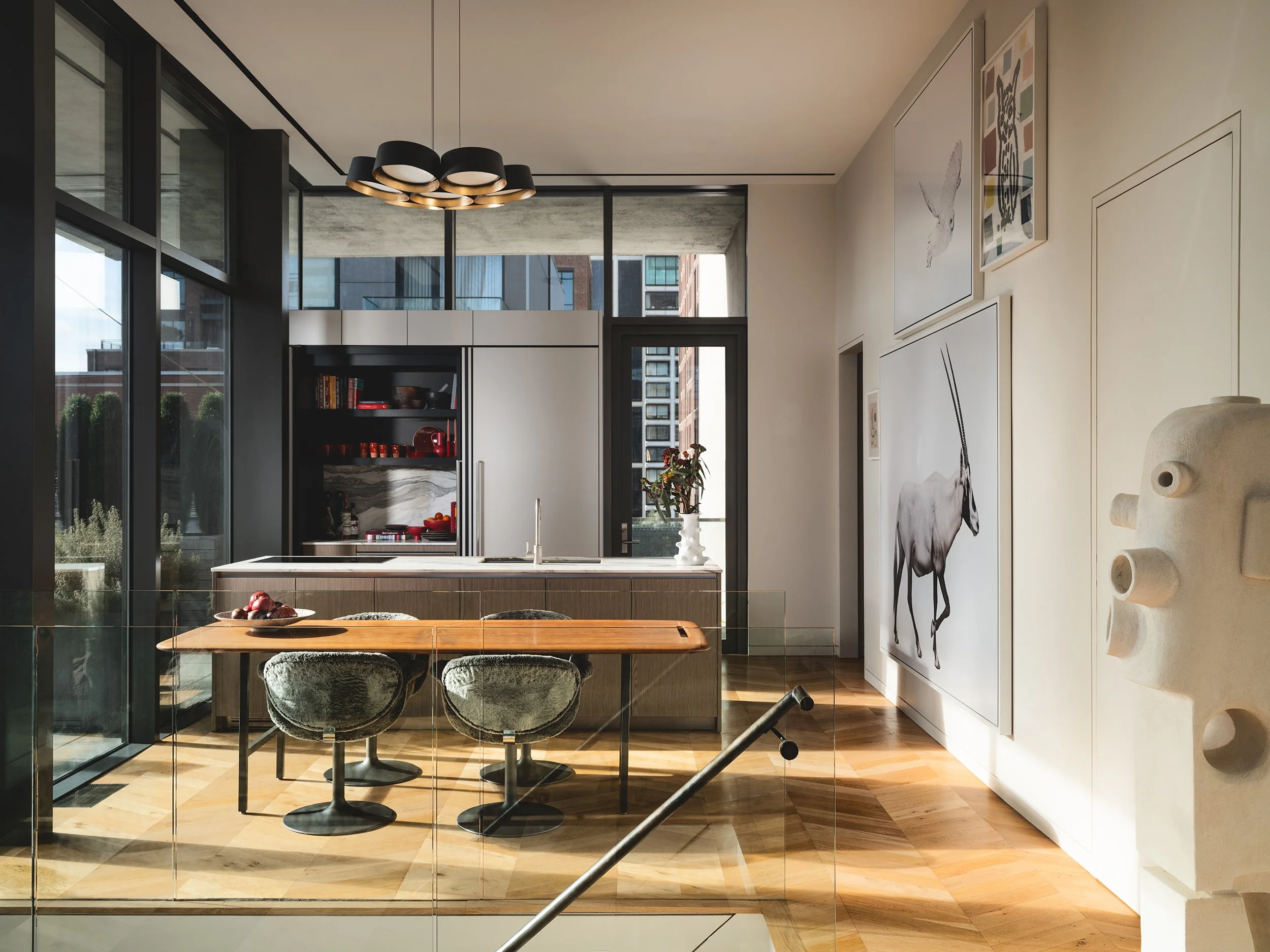 avroko-chelsea-interior-kitchen-dining-room-01.jpg