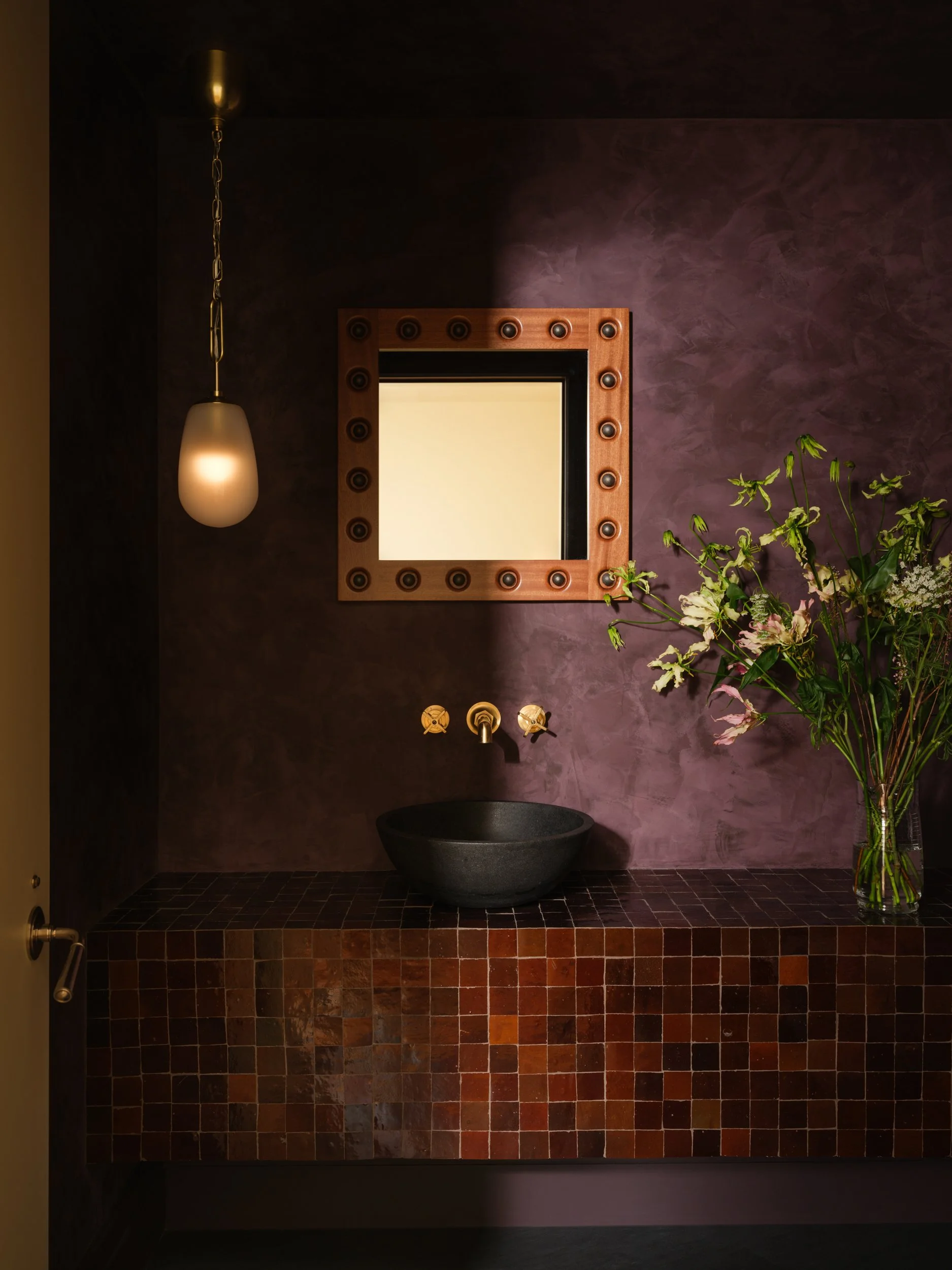 ma-studio-tribeca-interior-powder-room-01.jpg