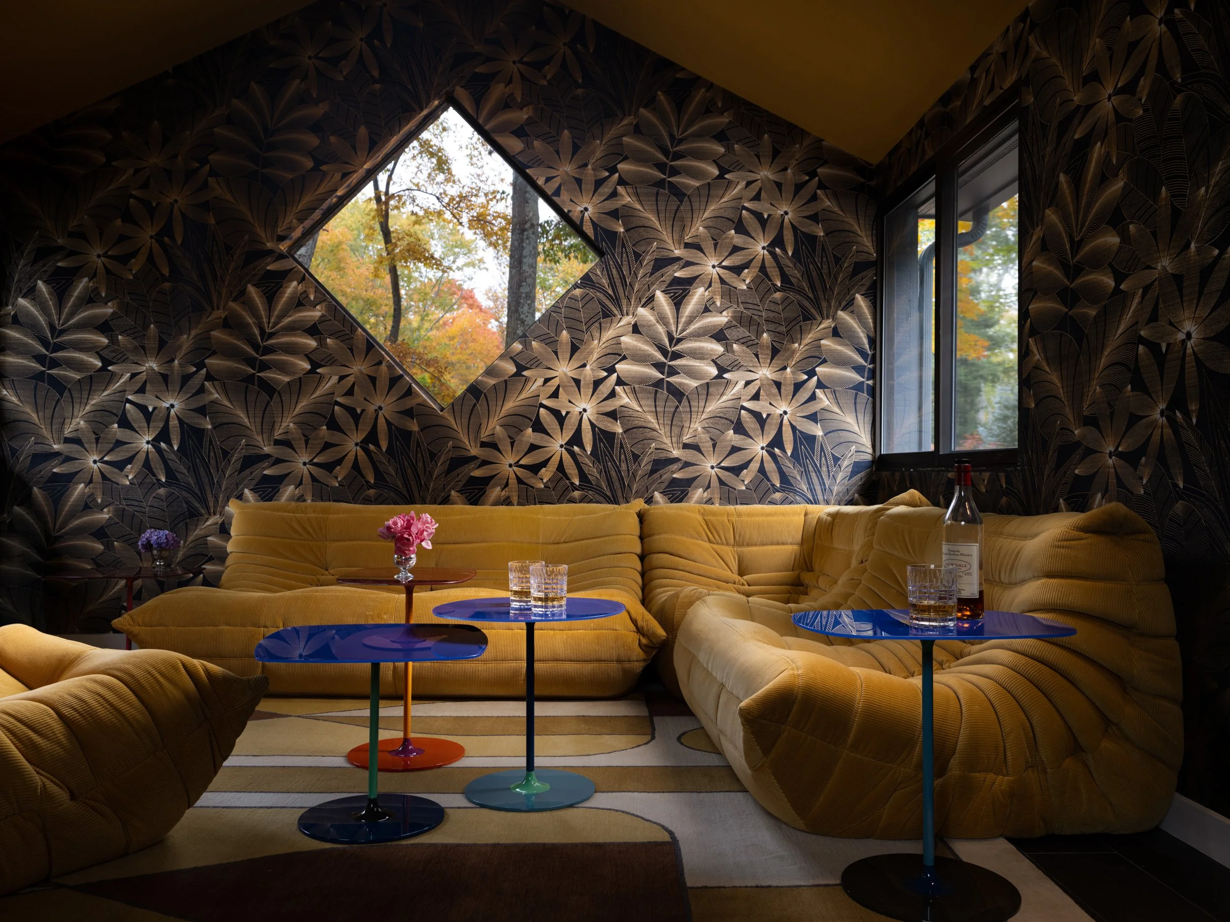 alec-holland-greenwich-connecticut-interior-design-room-01.jpg