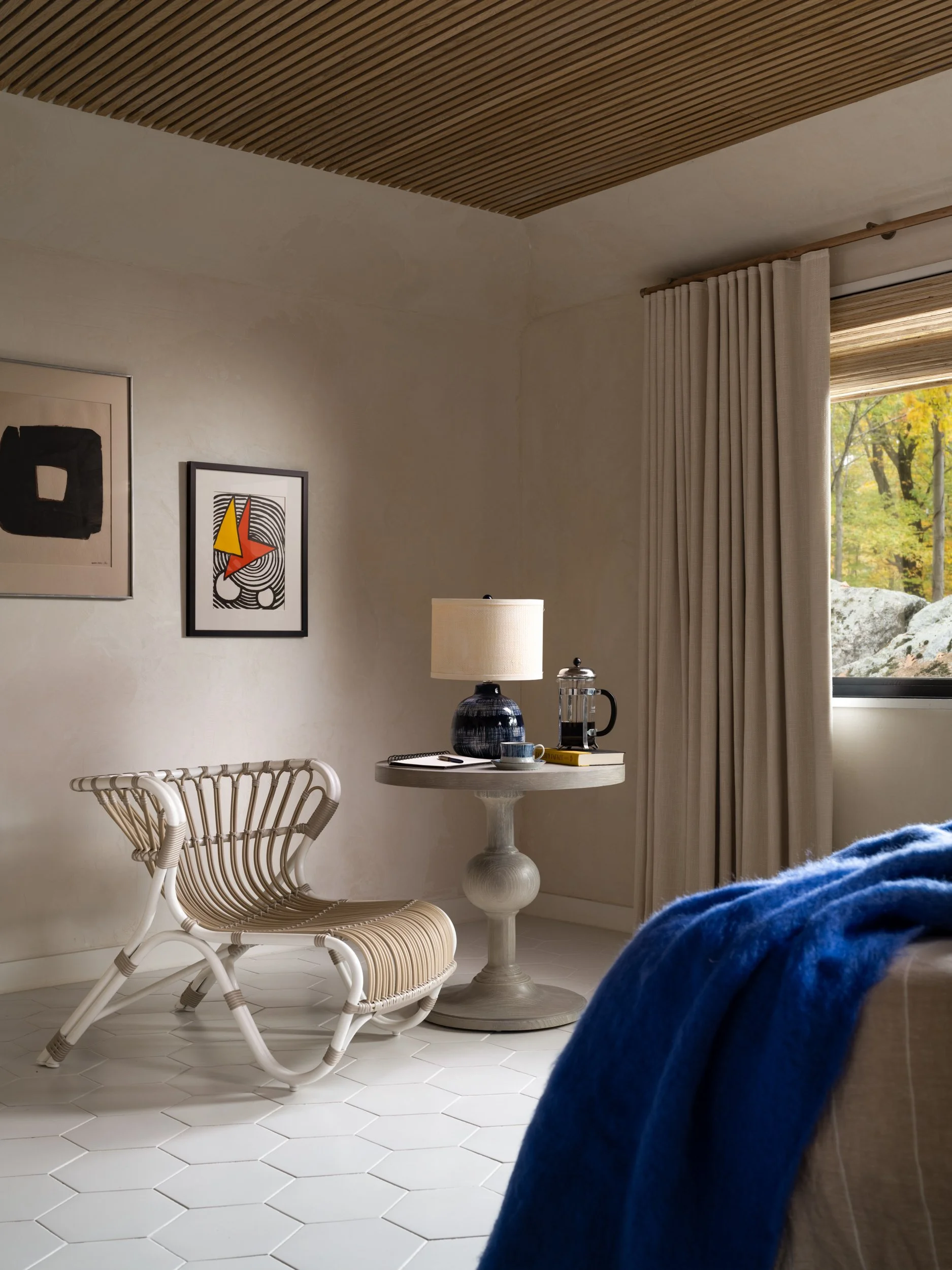alec-holland-greenwich-connecticut-interior-design-bed-room-02.jpg