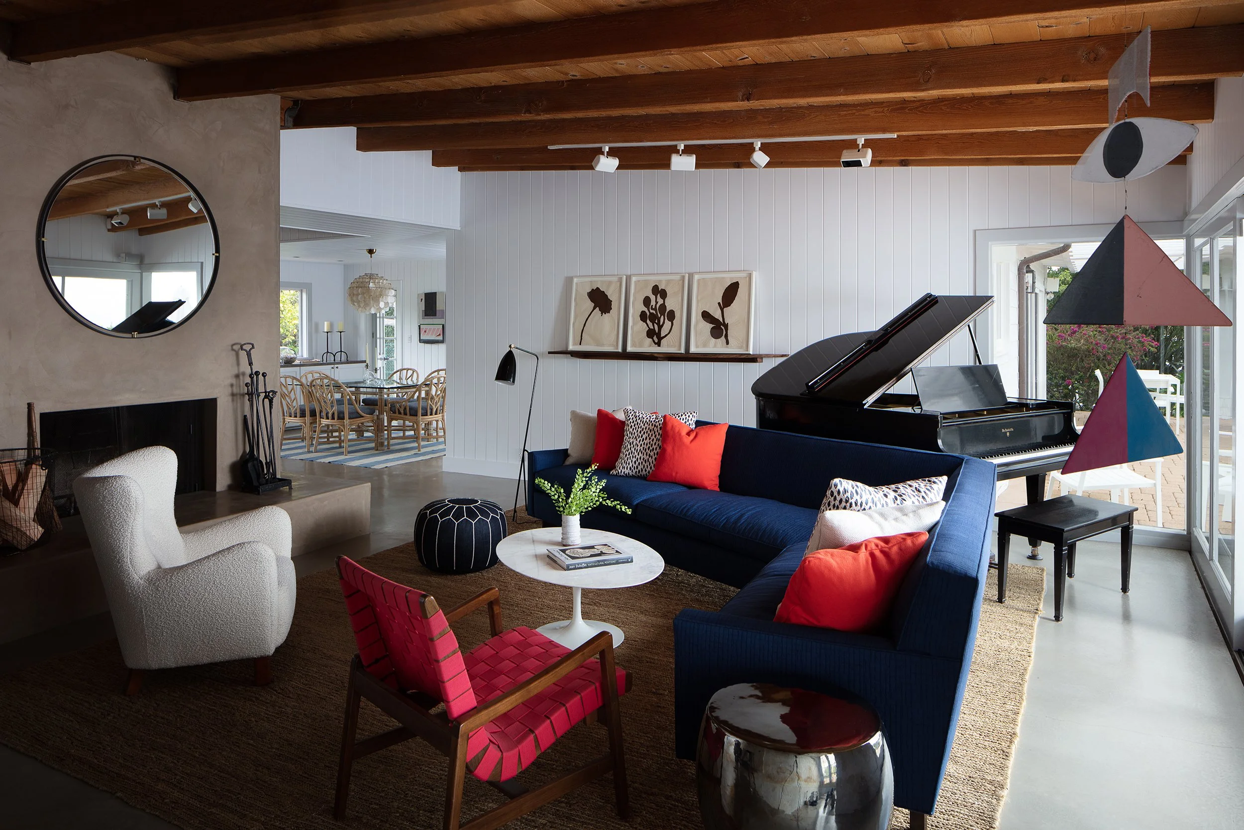 barry-fox-malibu-interior-design-living-room-02.jpg
