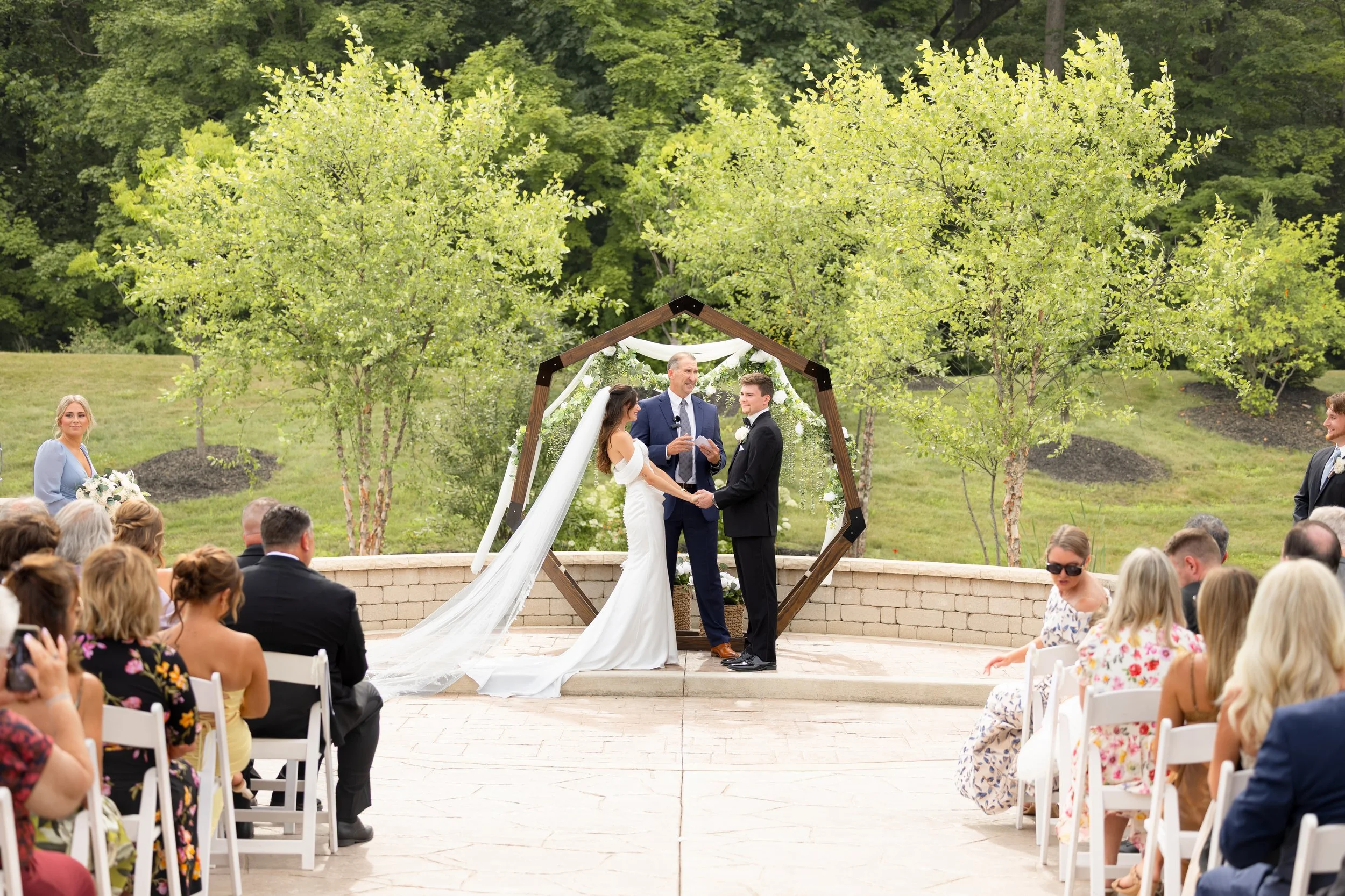 TEASERS-ruiz_wedding-white_oak_farm-michigan_city_indiana-photographer-39.jpg