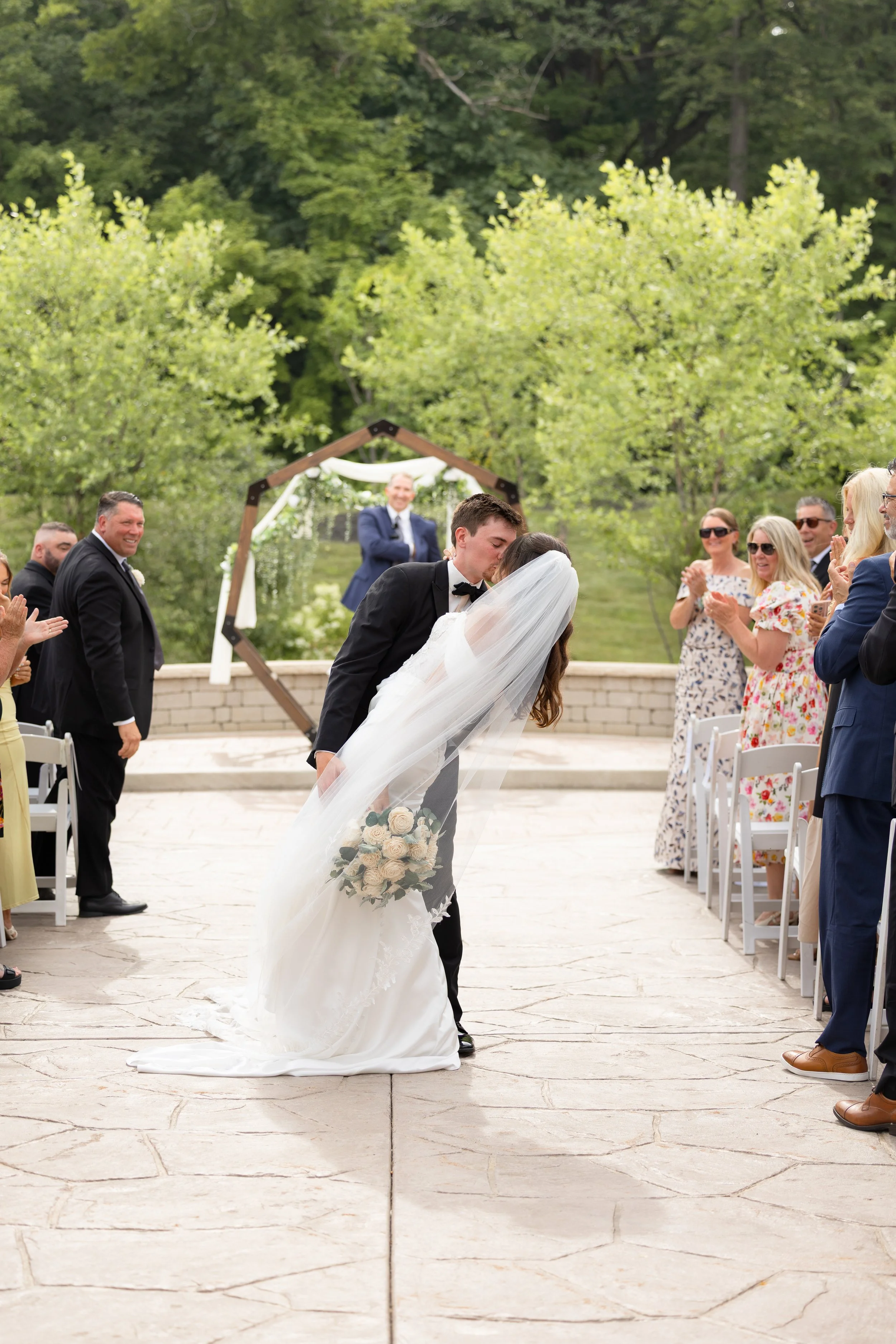 TEASERS-ruiz_wedding-white_oak_farm-michigan_city_indiana-photographer-44.jpg