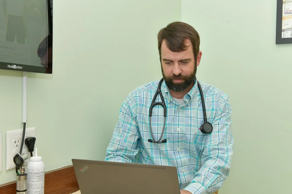 Dr. Murray Shares Helpful Tips for Spring Allergies