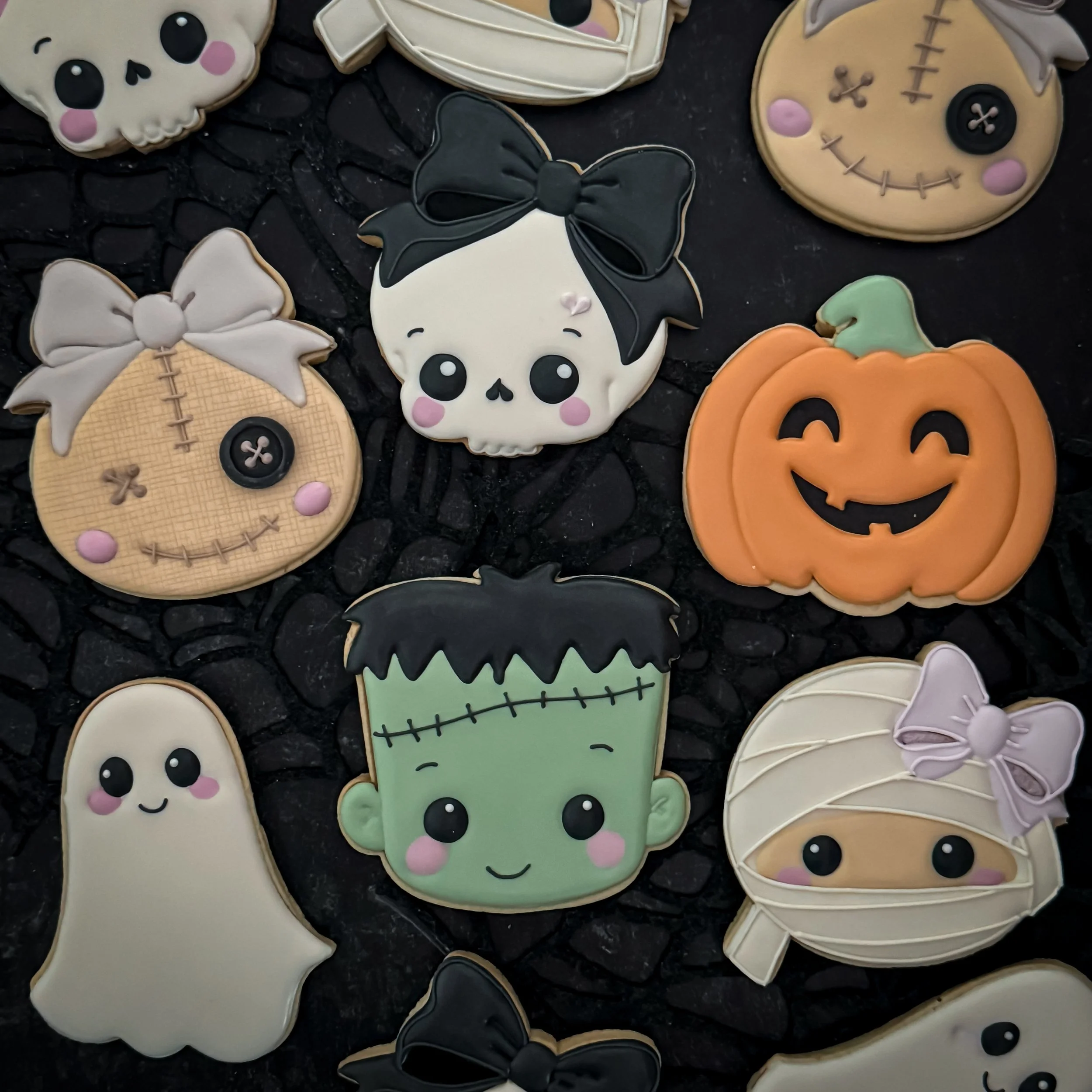 Beginner Halloween Cookie Decorating Class - 7 spots!
