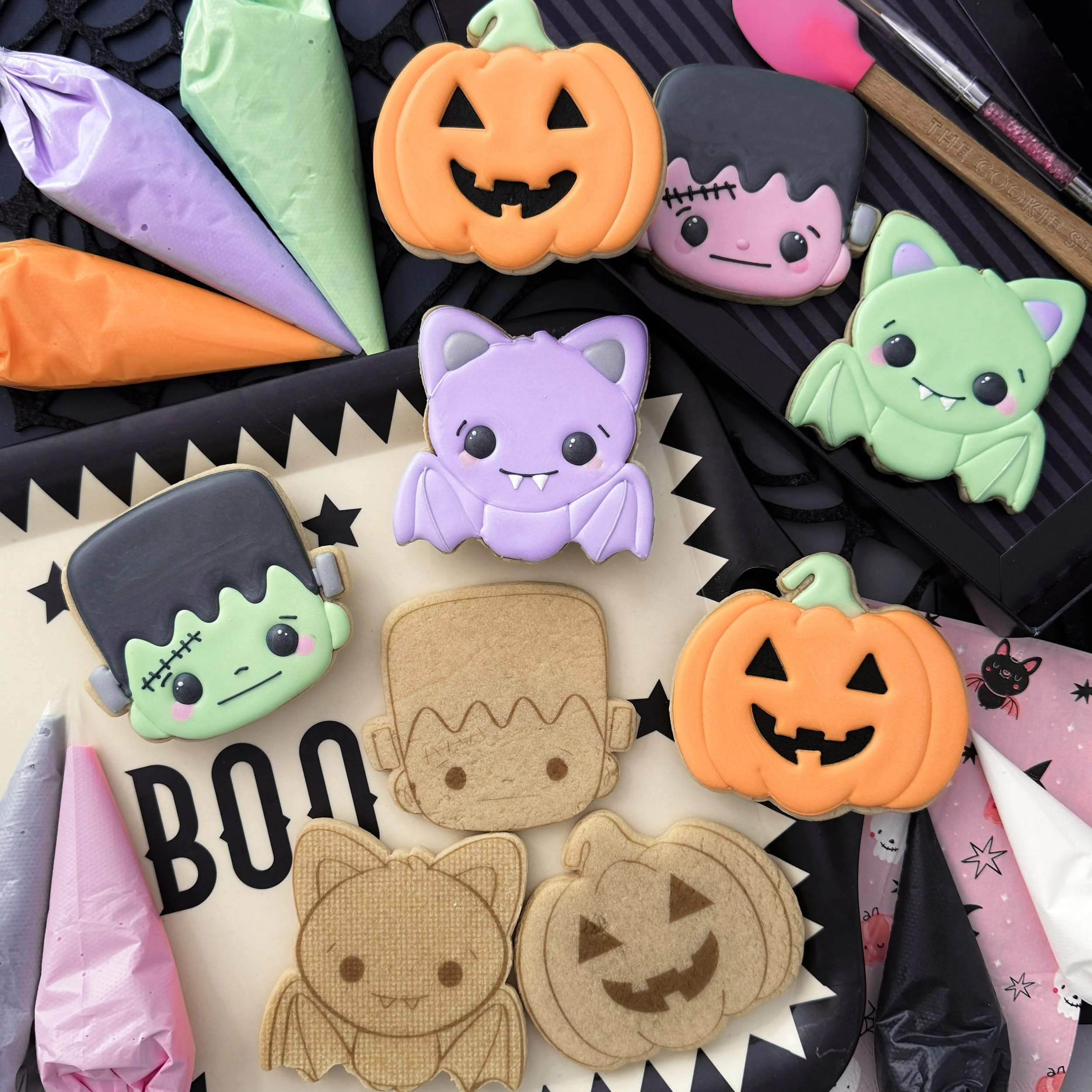 Royal Icing 101: Halloween Edition - 6 spots