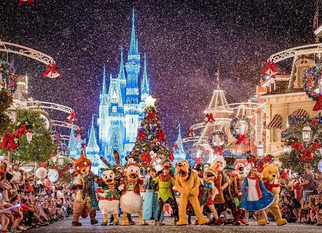 Mickey Christmas Party 2025