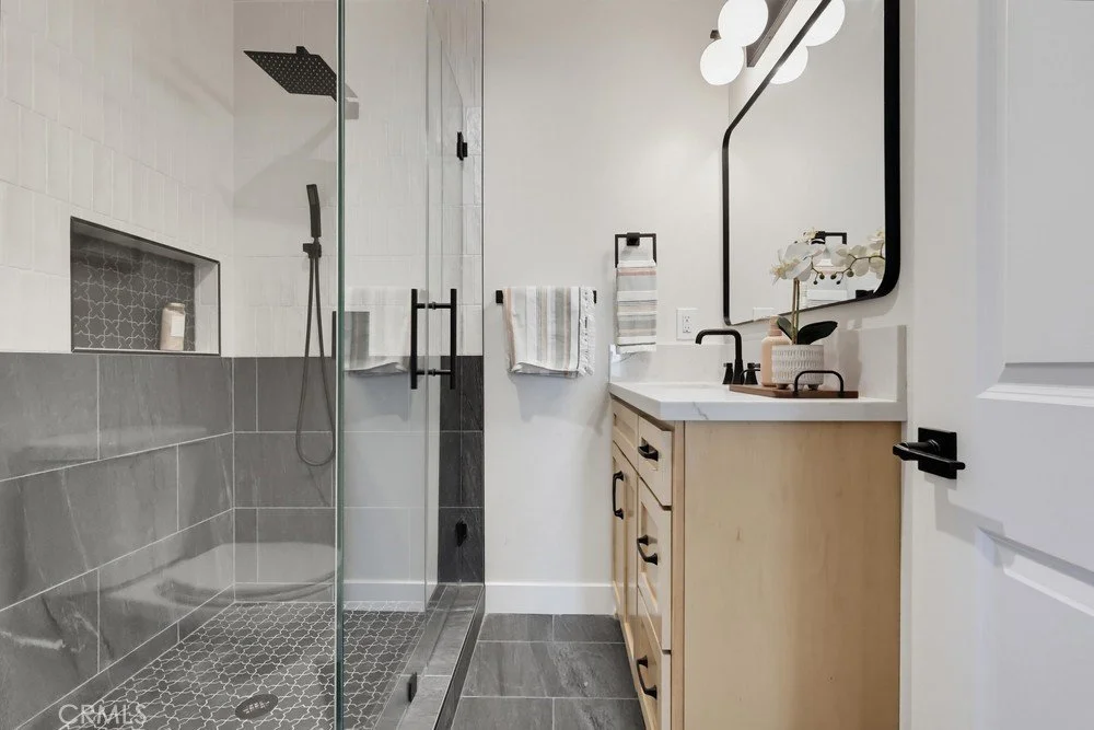 5868 Myrtle (10).jpg