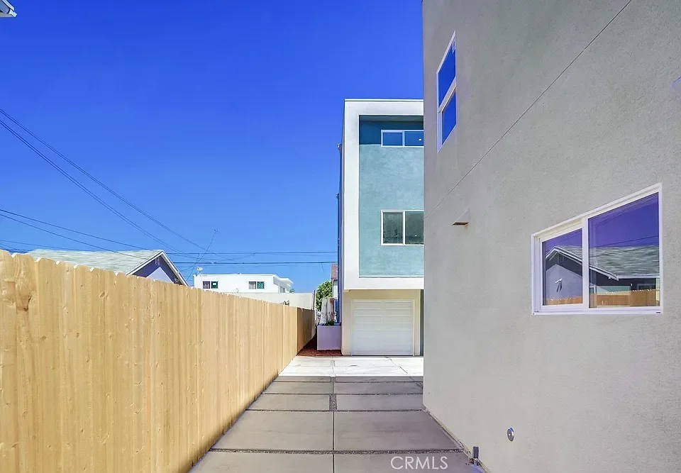 1417 W 84th Pl (2).webp