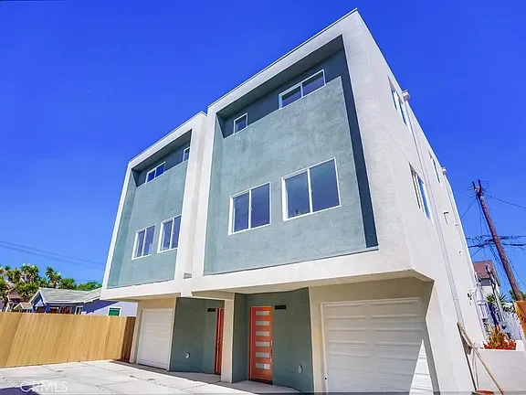 1417 W 84th Pl (28).webp