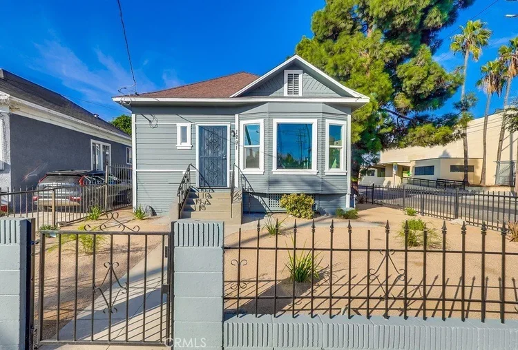 1291 E 40th Pl.,  Los Angeles CA 90011