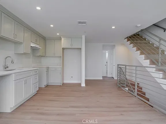1417 W 84th Pl (8).webp