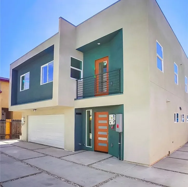 1417 W 84th Pl (5).webp