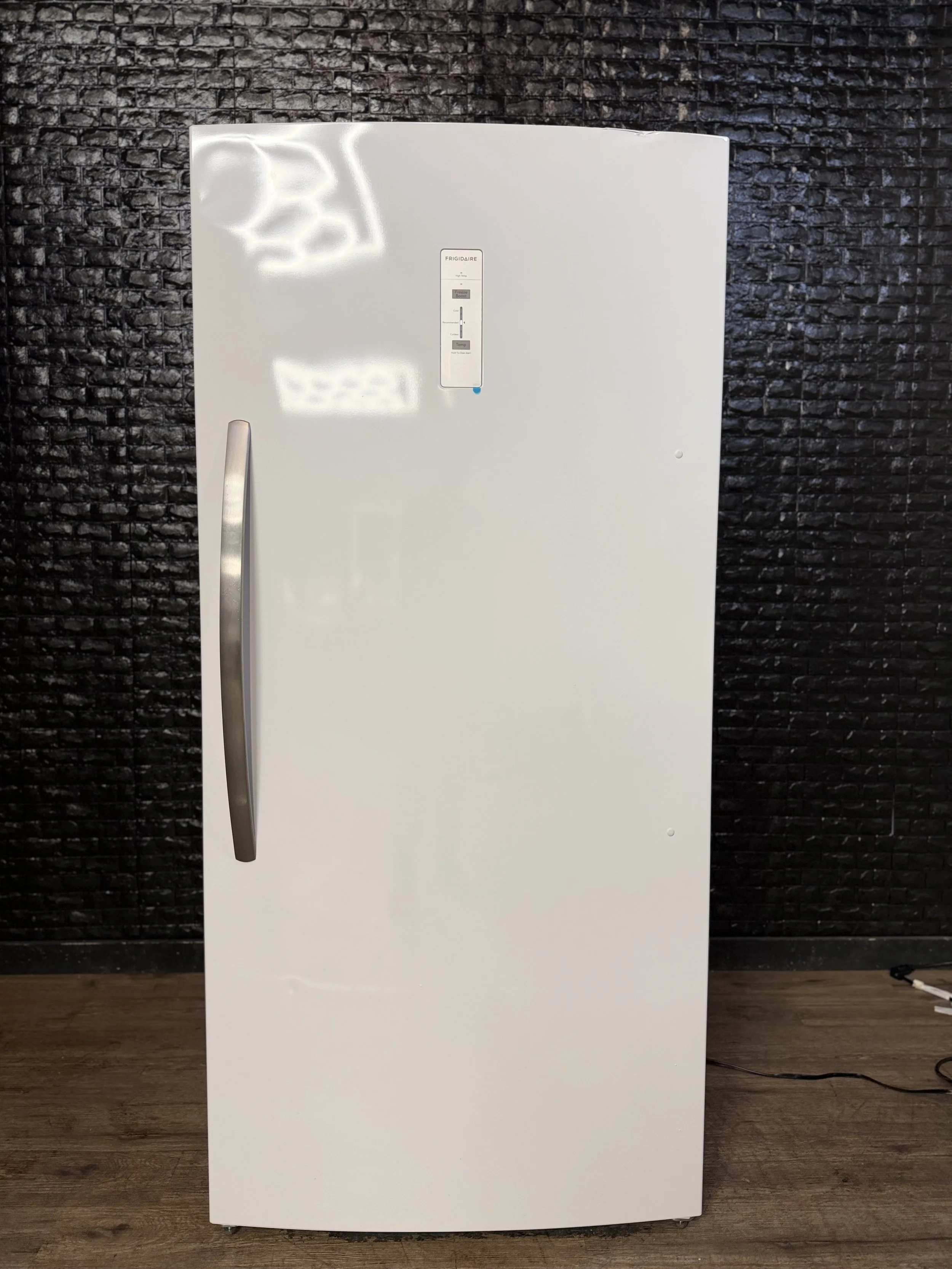 FRIGIDAIRE FREEZER