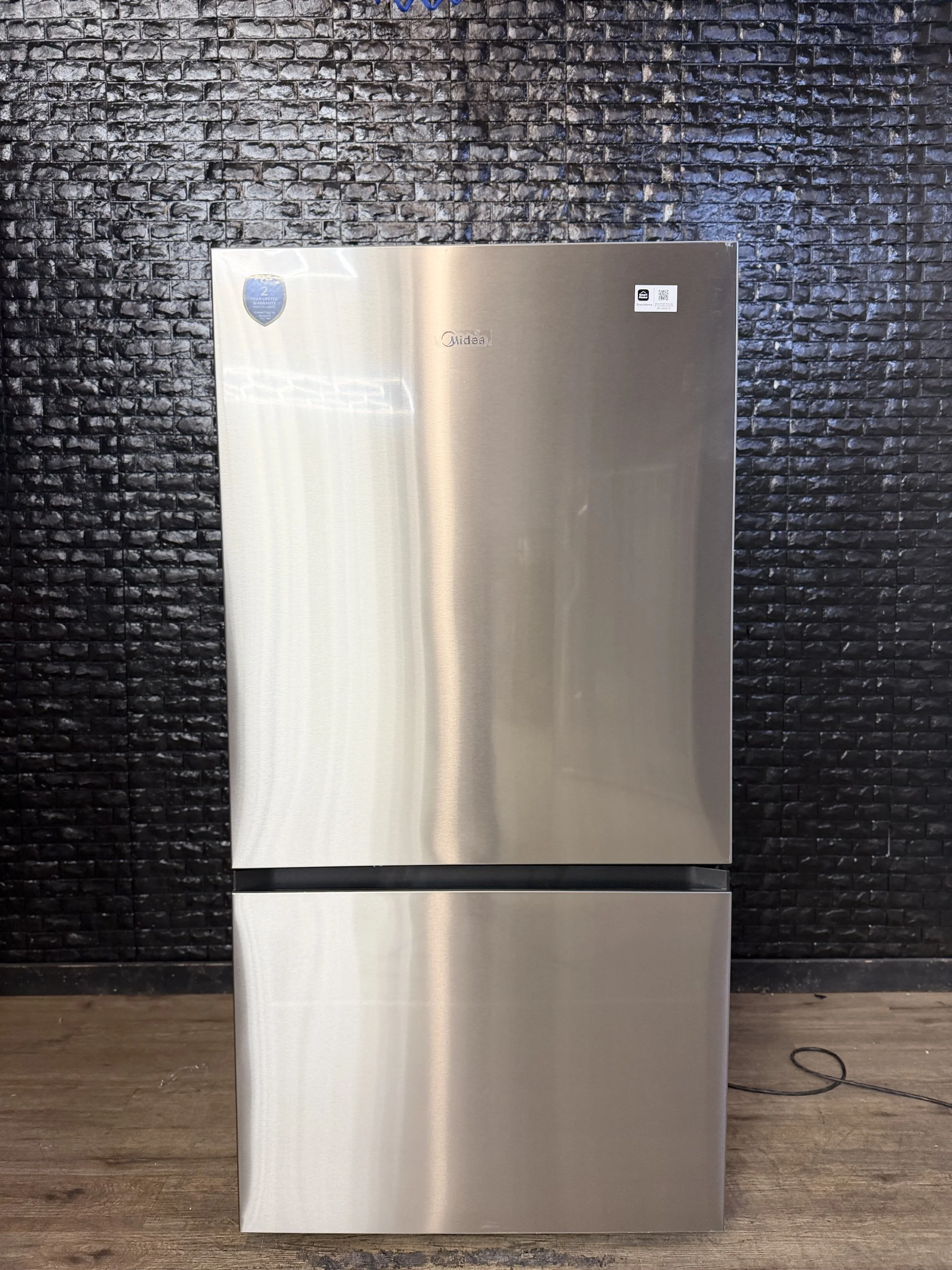 MIDEA REFRIGERATOR