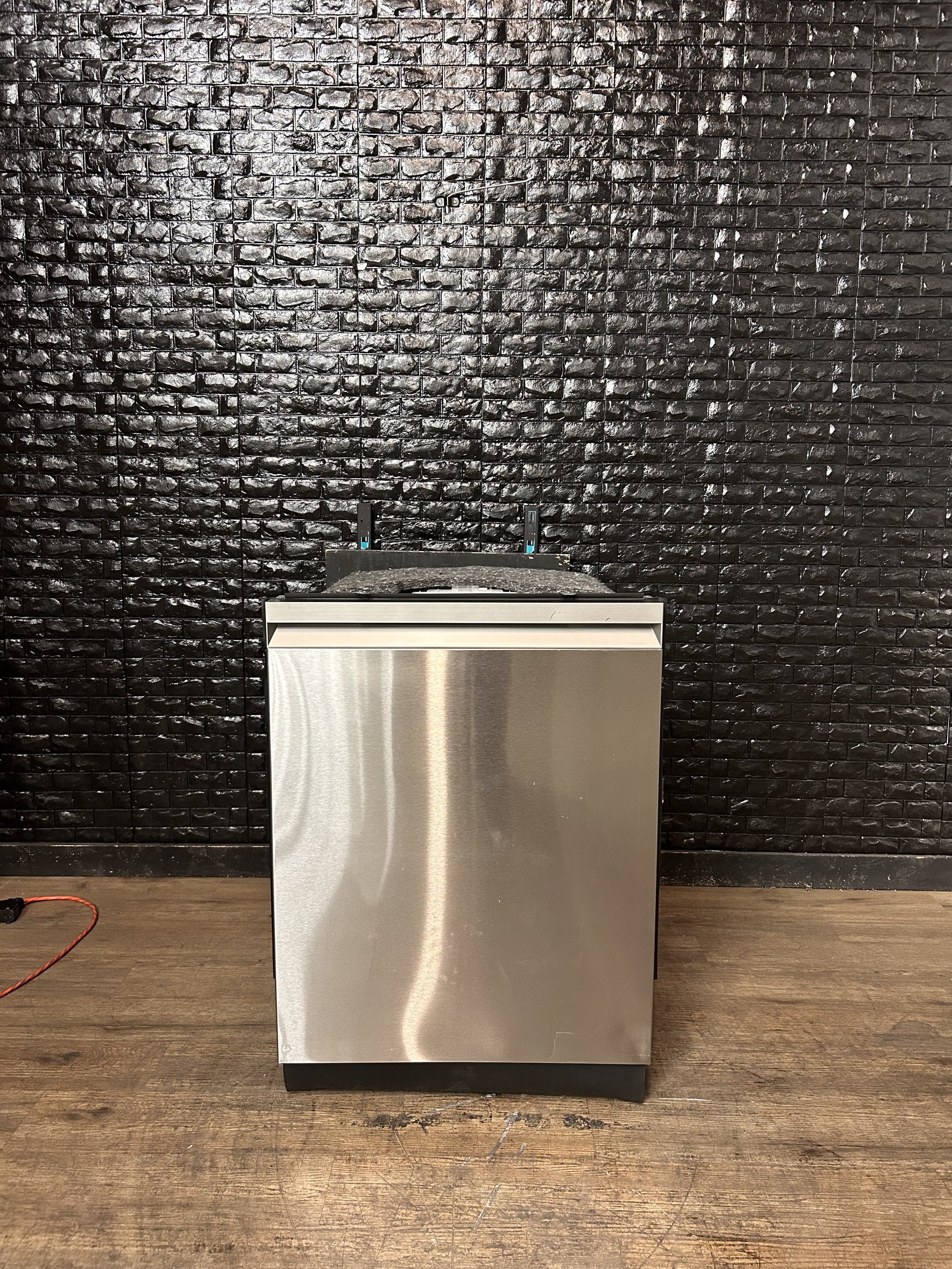 SAMSUNG DISHWASHER