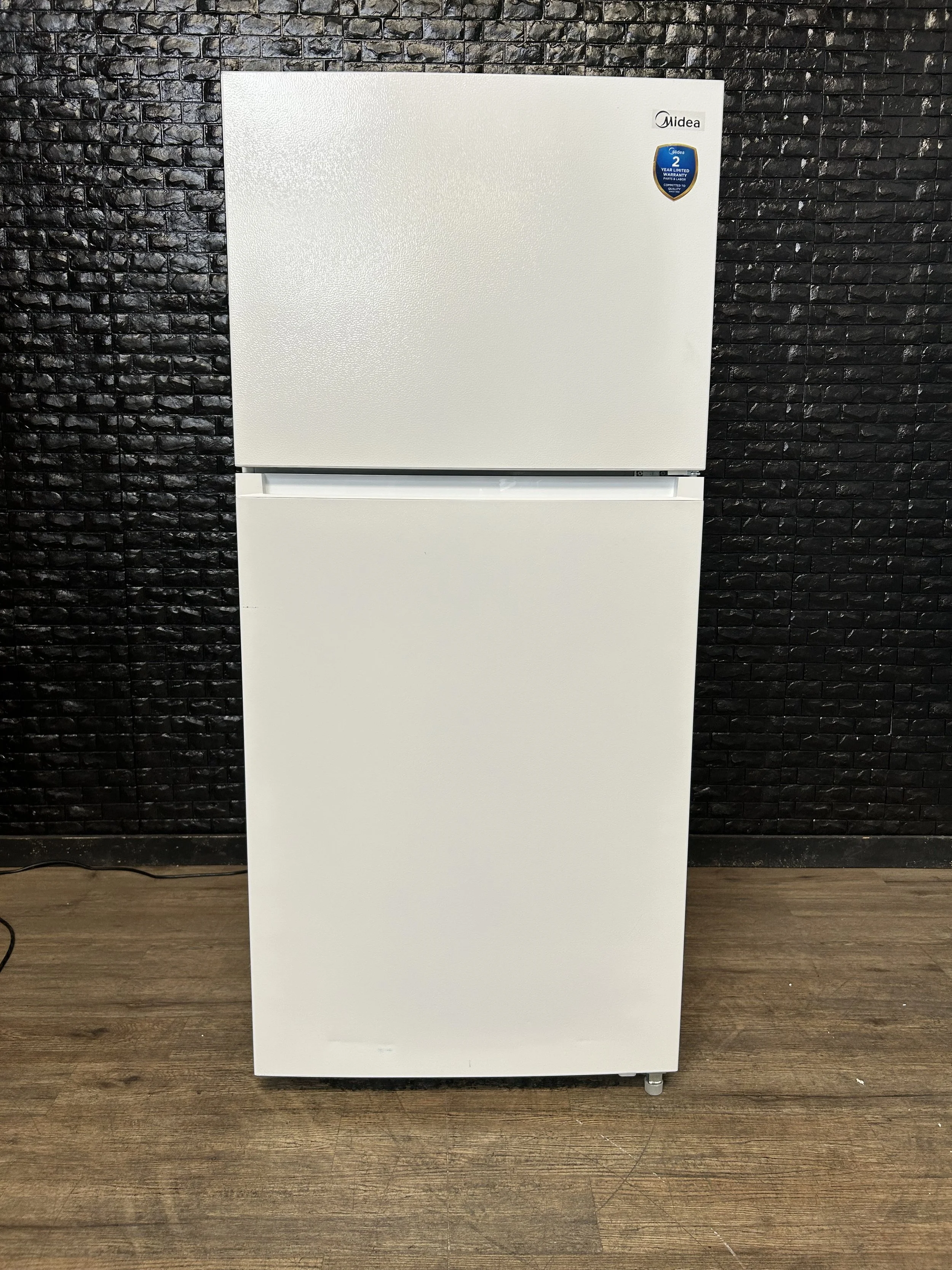 MIDEA REFRIGERATOR