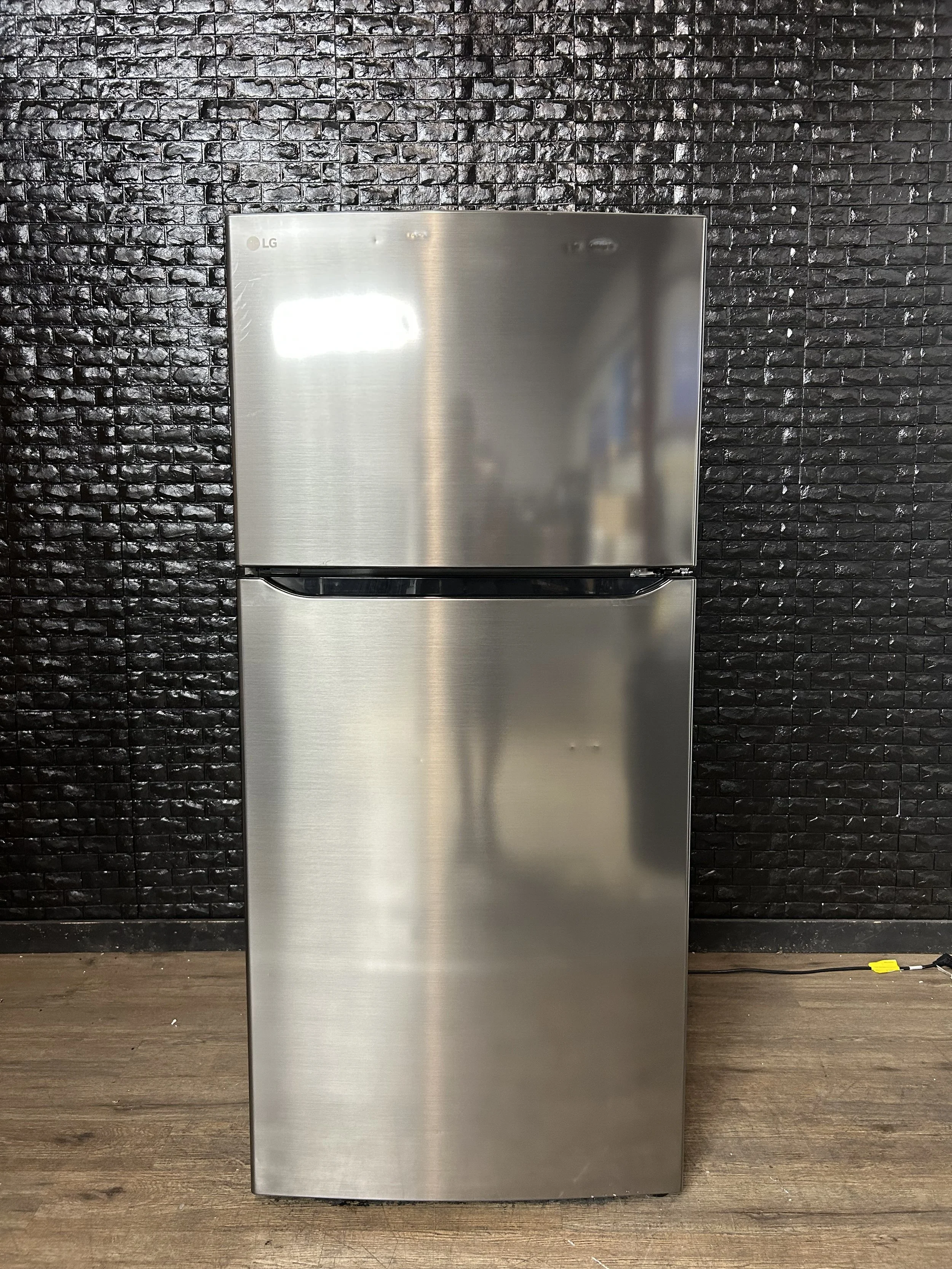 LG REFRIGERATOR