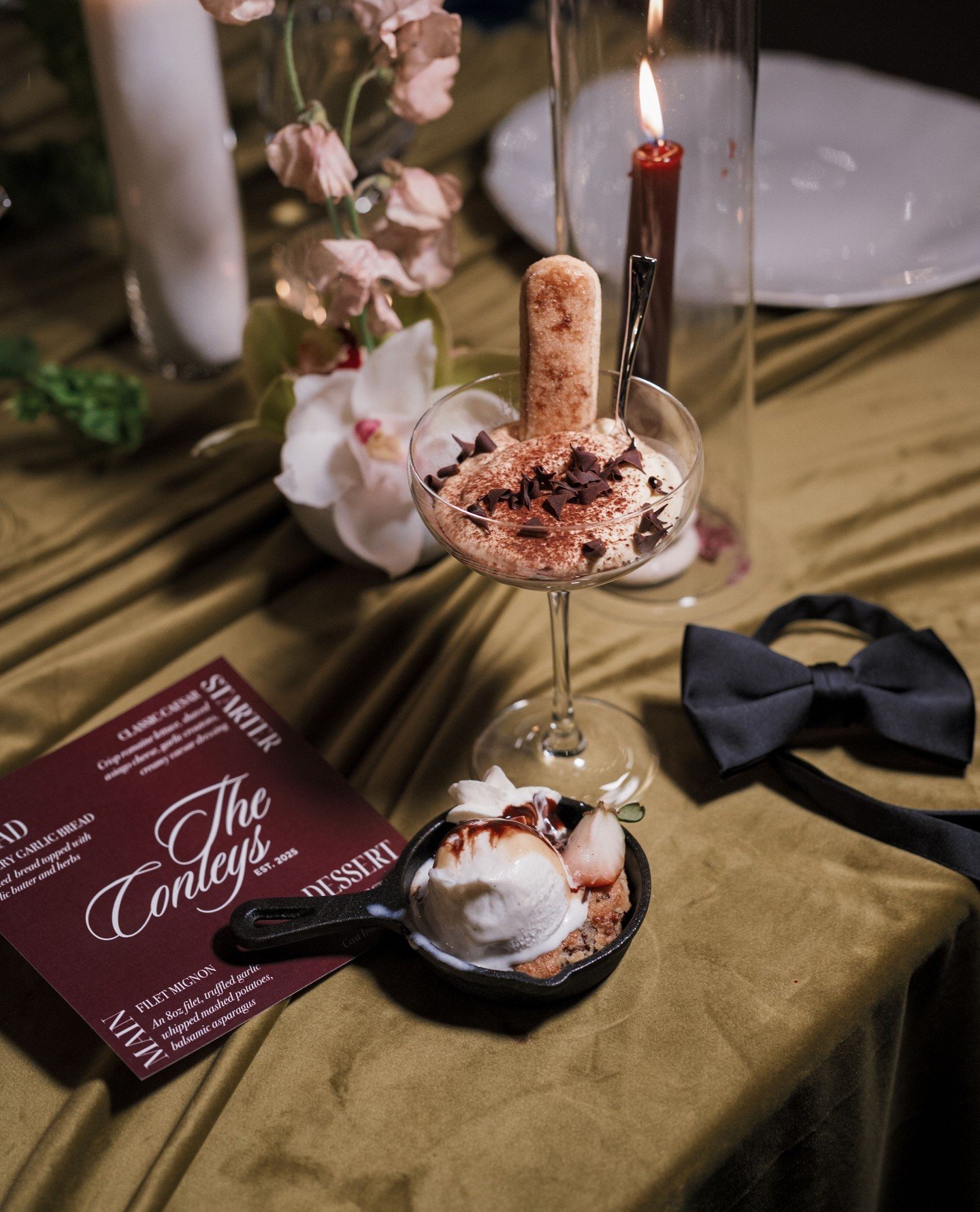 Sweet tooth? We&rsquo;ve got you 🍪🍸️⁠
⁠
Our ooey-gooey Cast Iron Skillet Cookie comes in hot&mdash;melty chocolate chip goodness with vanilla bean ice cream, fudge, caramel, and whipped cream.⁠
⁠
And the Tiramisu Parfait? She's classy but knows how
