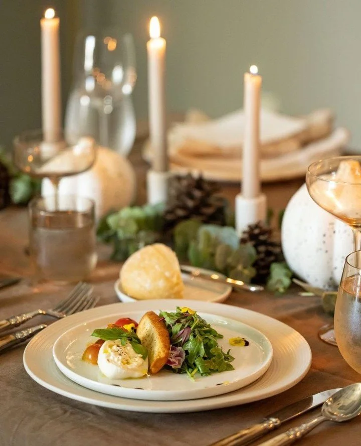 Thanksgiving is almost here! 🍂 Let us take the stress out of your holiday planning so you can focus on what really matters&mdash;family, friends, and giving thanks!⁠
⁠
Our calendar is filling fast, so reserve your spot today and let us handle the co