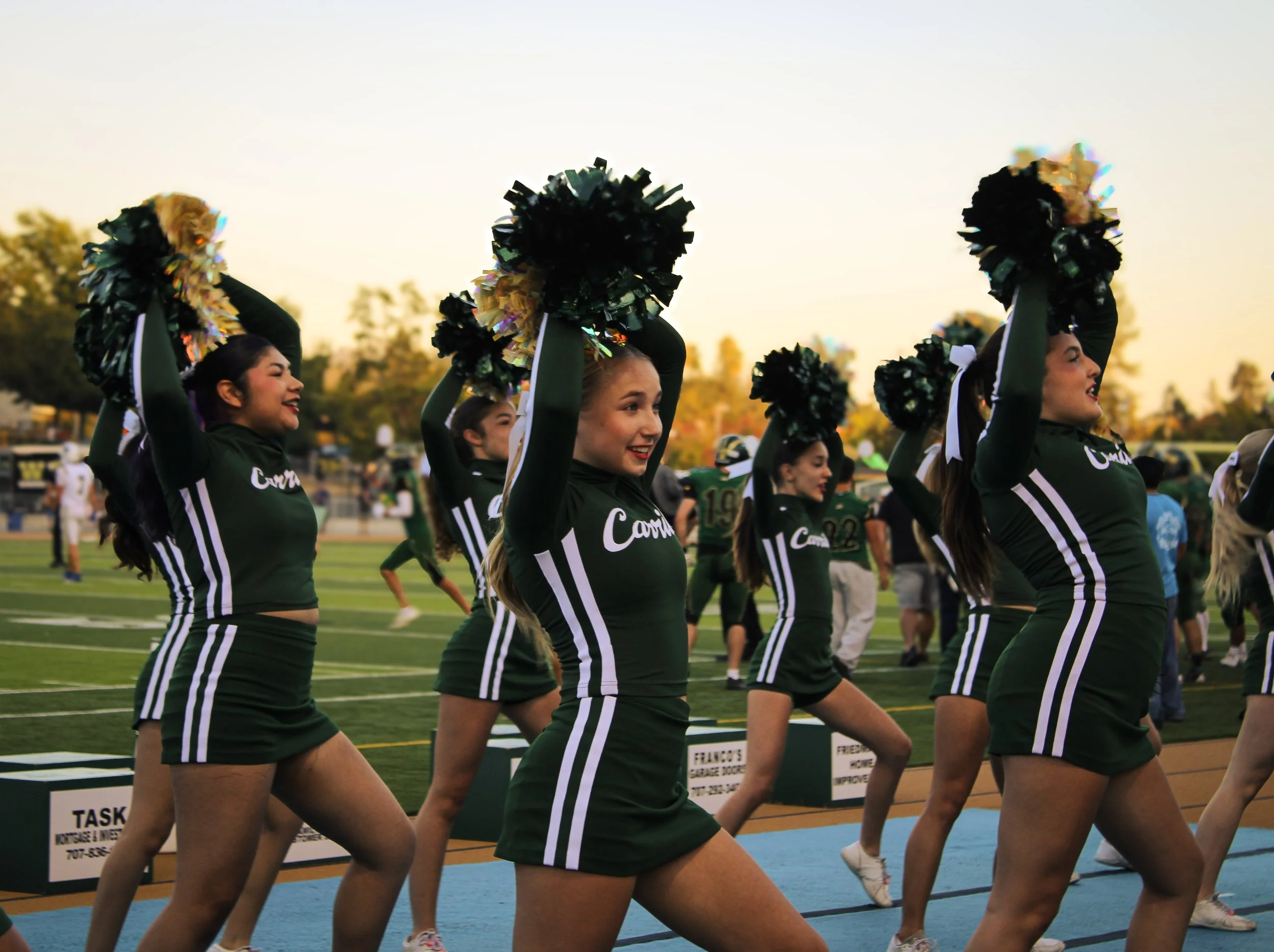 Keep your eye on the pom-pom, because the ball’s barely moving