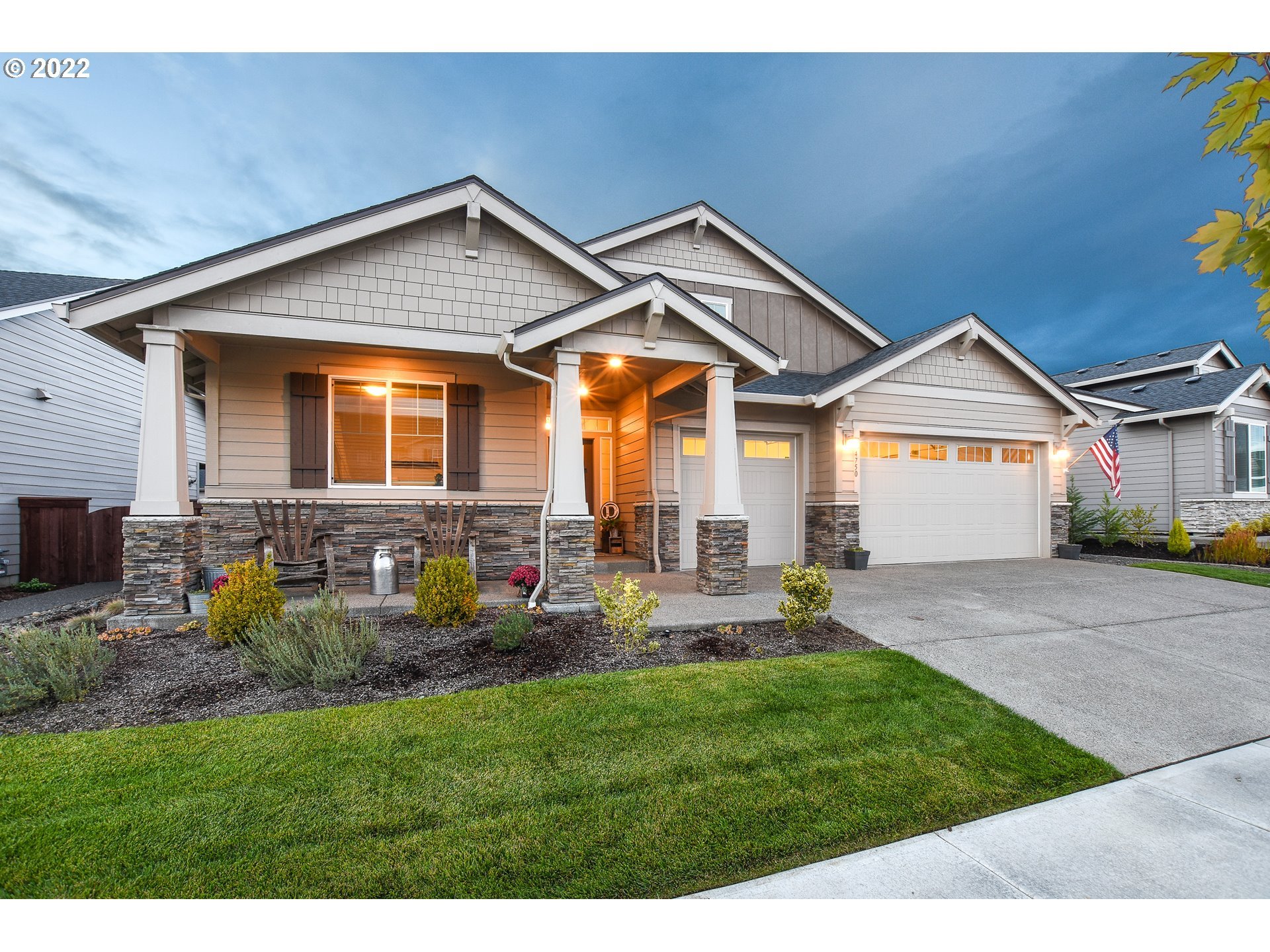 4750 S 17th Drive, Ridgefield, WA 98642