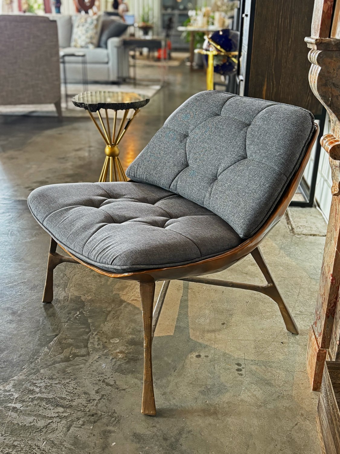 steel-sofa-chair-side2.jpg