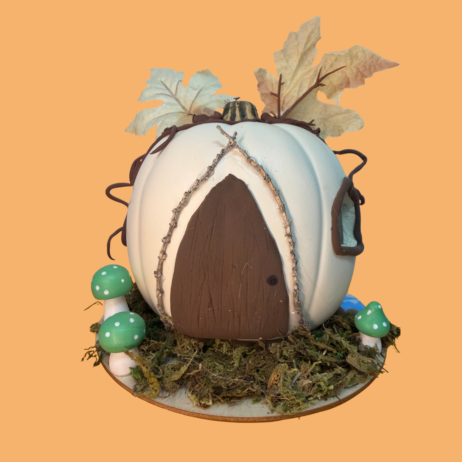 white-pumpkin-house.png