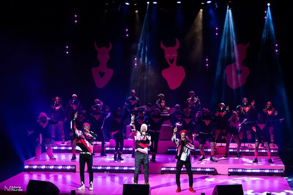 Tonight is the last call! 🔥
Swipe through moments from last night, beautifully captured by @marianunesphotography ✨ 

Feel the energy, the colour, the message, the magic. This is the final night of the 3canal Mad Jab Show and nothing beats experienc