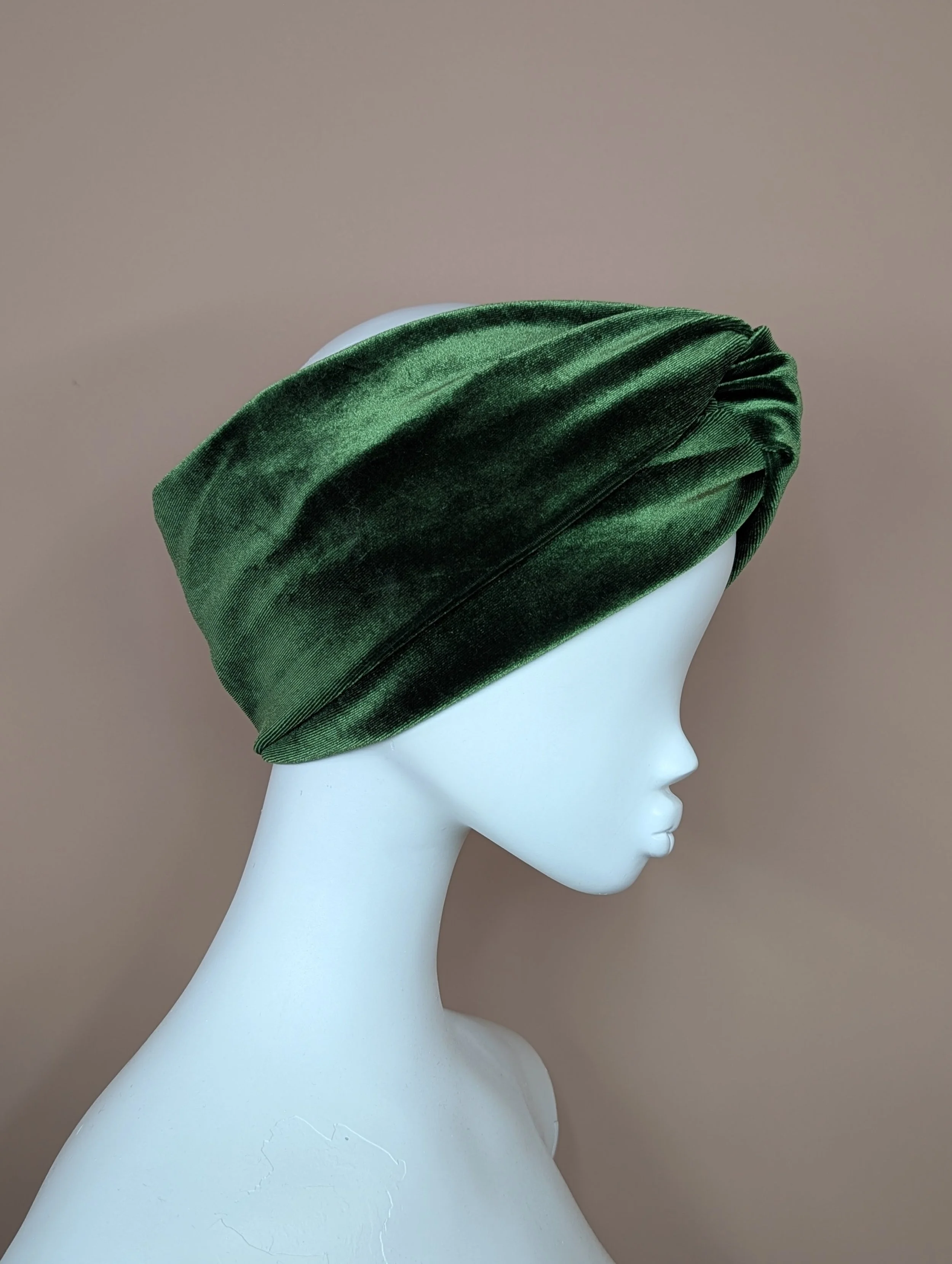 Emerald-Green-Velvet-3.jpg