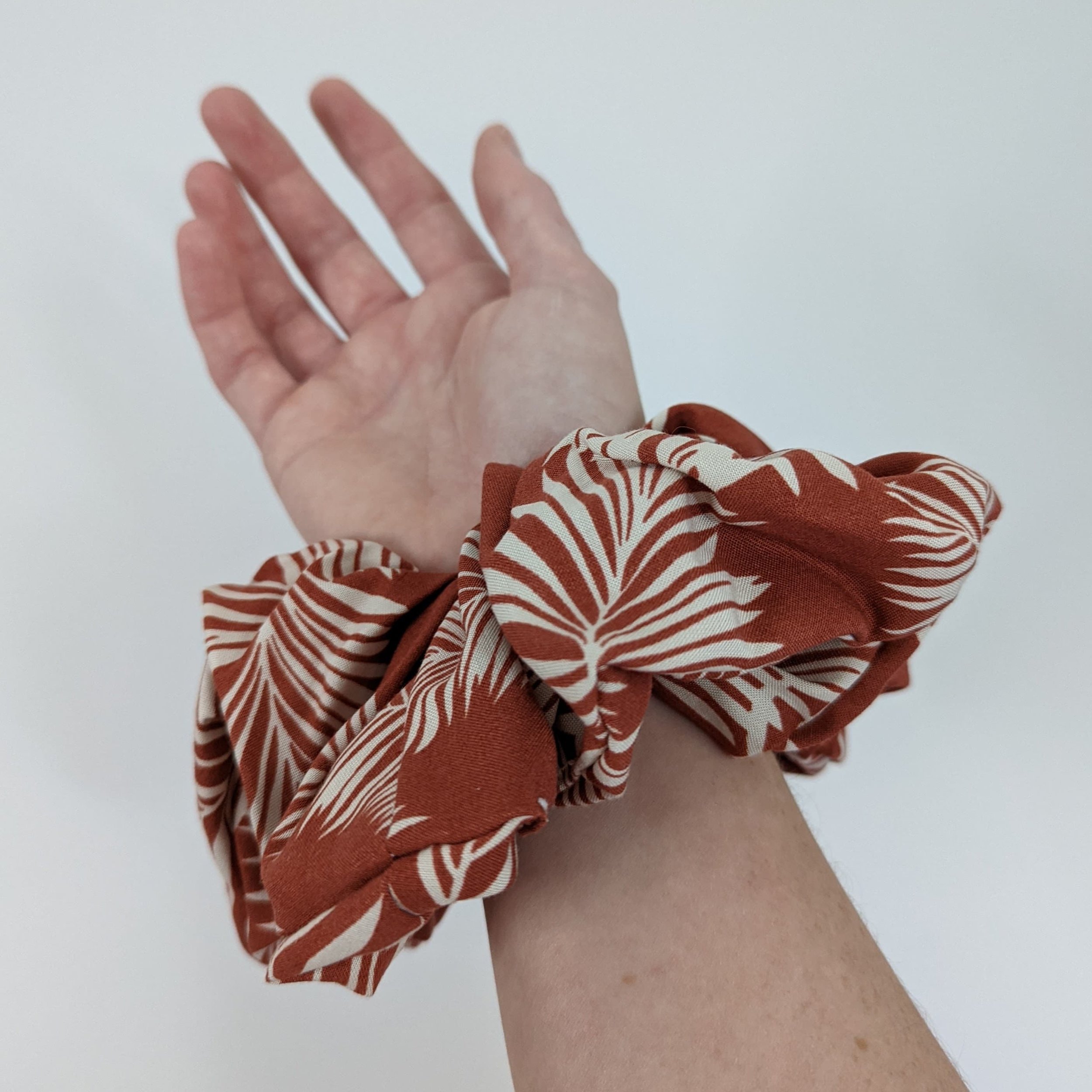 https://i.etsystatic.com/6583749/r/il/2d14ae/3709635928/il_fullxfull.3709635928_bhvy.jpg