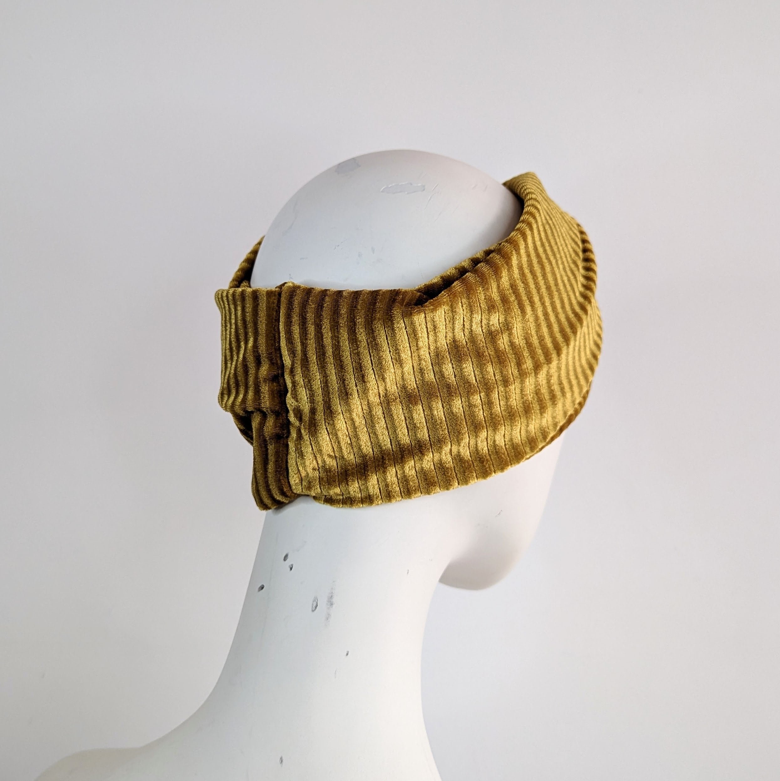 https://i.etsystatic.com/6583749/r/il/a569fa/4650275232/il_fullxfull.4650275232_tifx.jpg