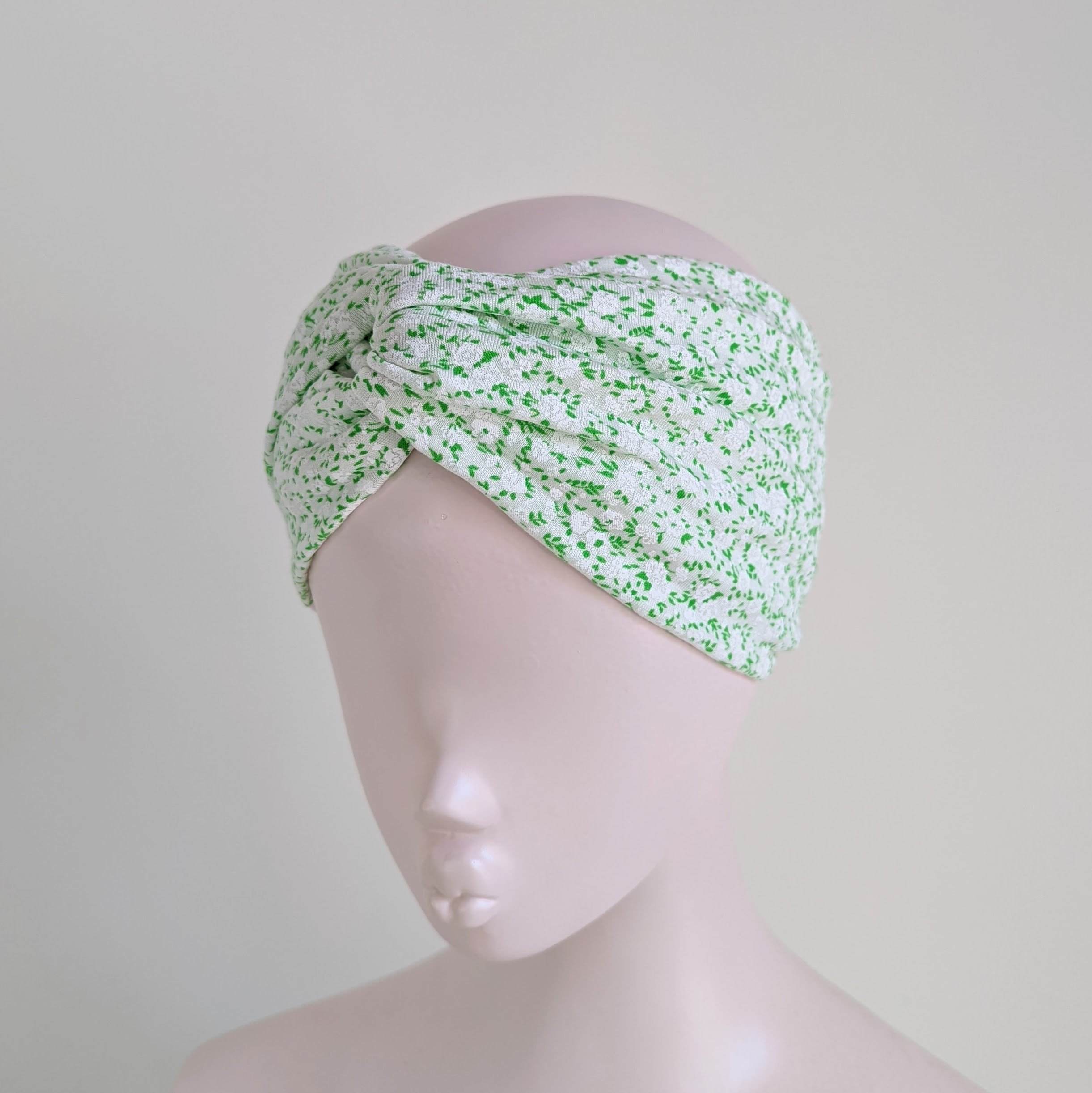 https://i.etsystatic.com/6583749/r/il/9c5381/4015532957/il_fullxfull.4015532957_l90h.jpg
