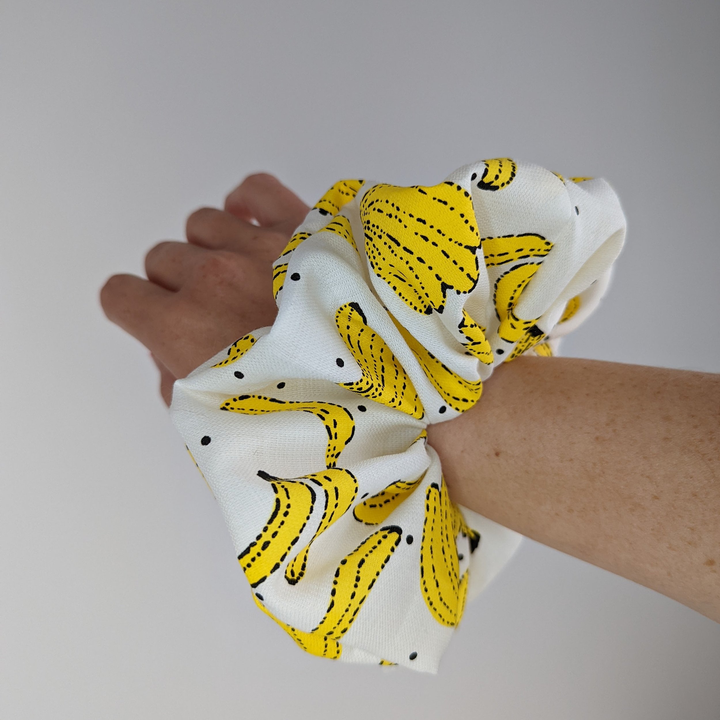 https://i.etsystatic.com/6583749/r/il/6363cc/3967232347/il_fullxfull.3967232347_827f.jpg