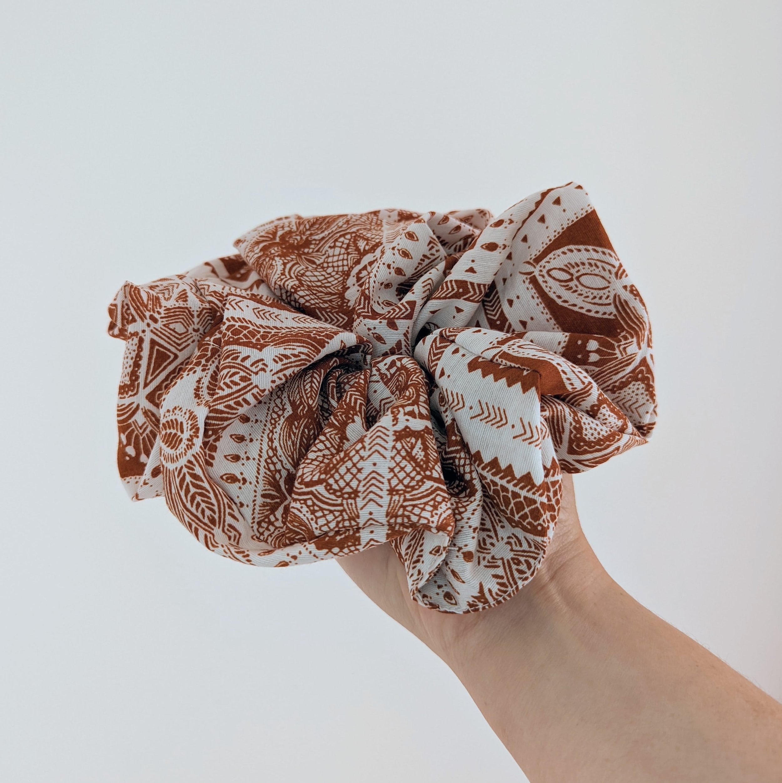 https://i.etsystatic.com/6583749/r/il/20f71a/3967421423/il_fullxfull.3967421423_p2qv.jpg