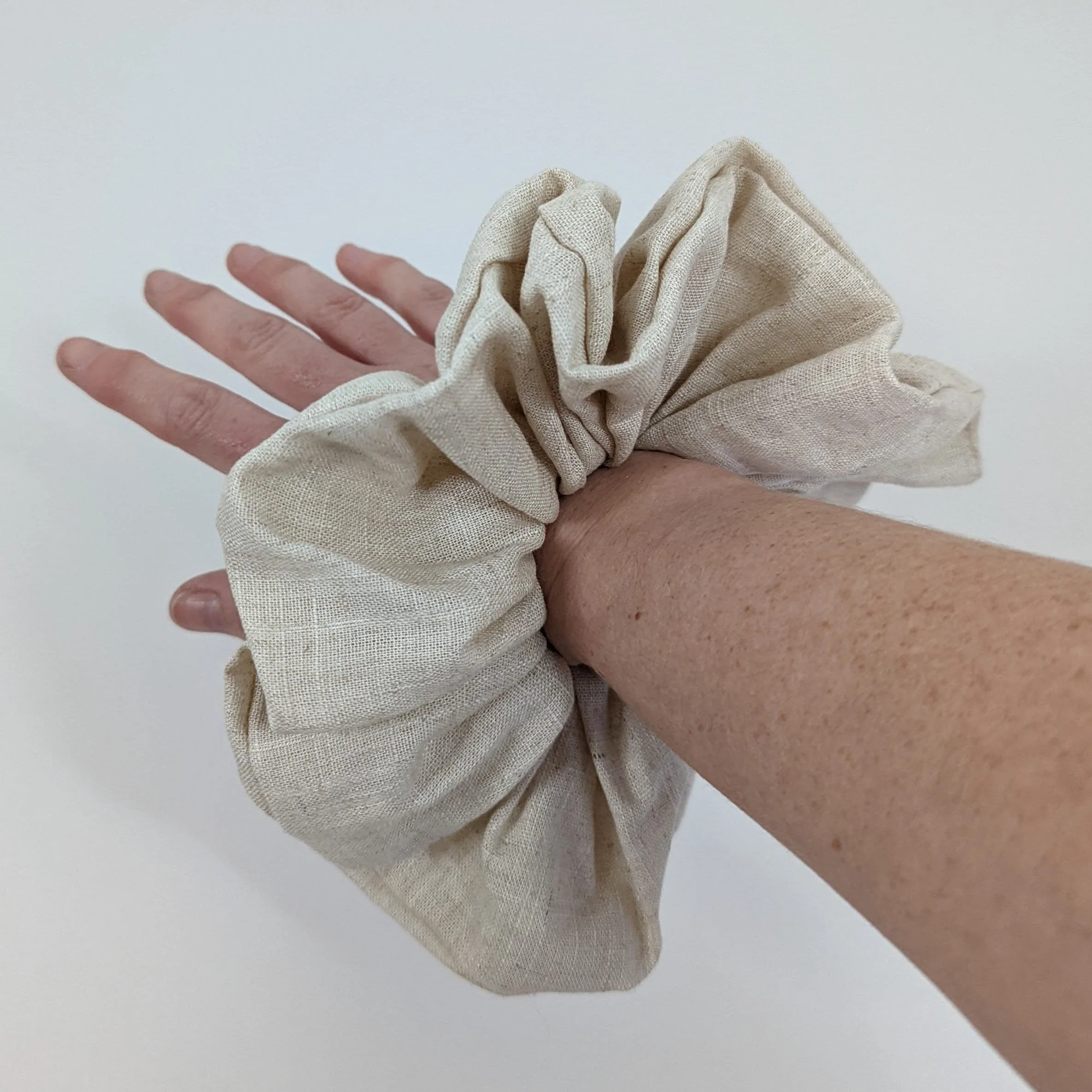 https://i.etsystatic.com/6583749/r/il/16daaa/3709681362/il_fullxfull.3709681362_pdgm.jpg