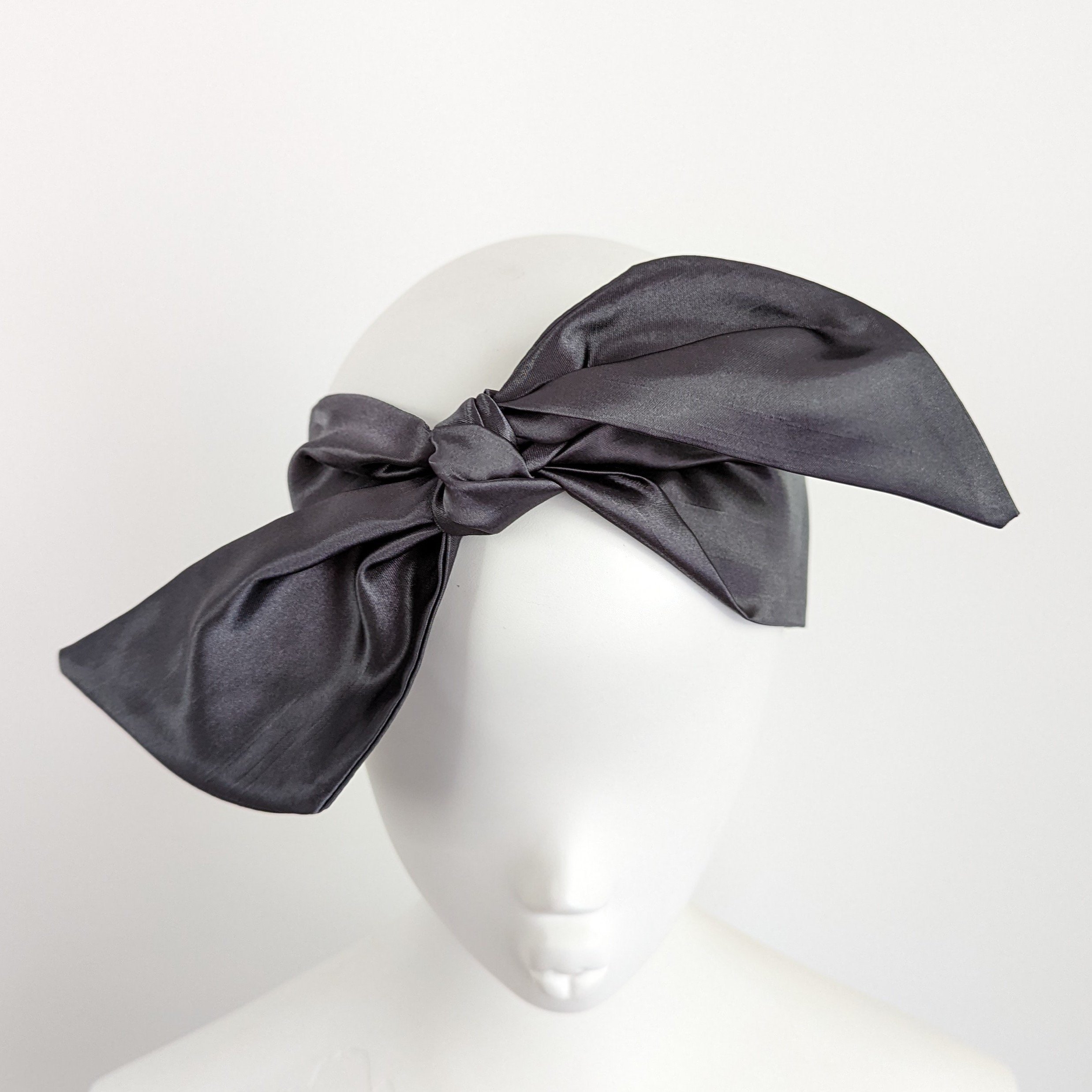 https://i.etsystatic.com/6583749/r/il/944ef4/3613680285/il_fullxfull.3613680285_2j8h.jpg
