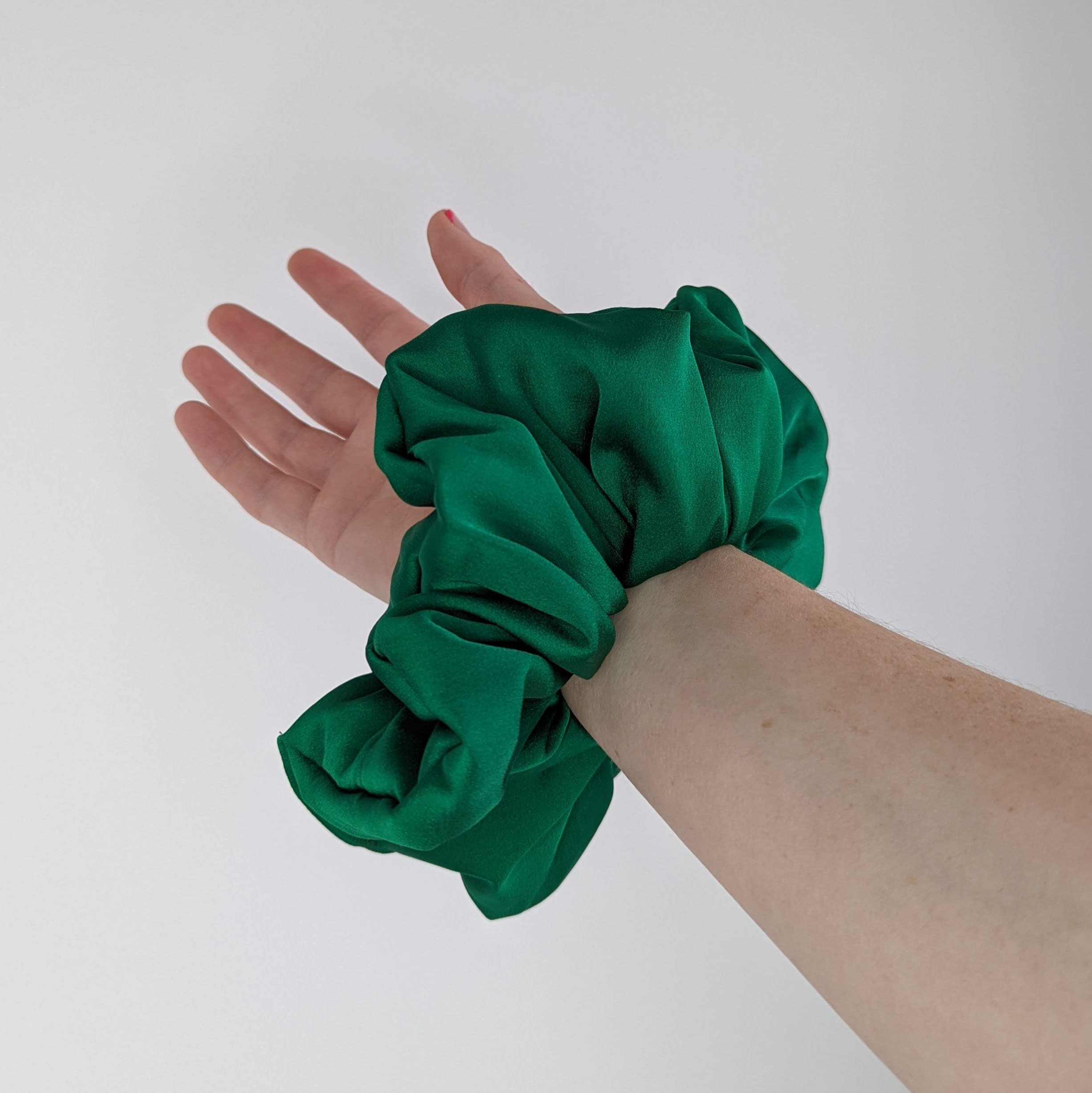 https://i.etsystatic.com/6583749/r/il/c6e0c8/3921351696/il_fullxfull.3921351696_tmcy.jpg