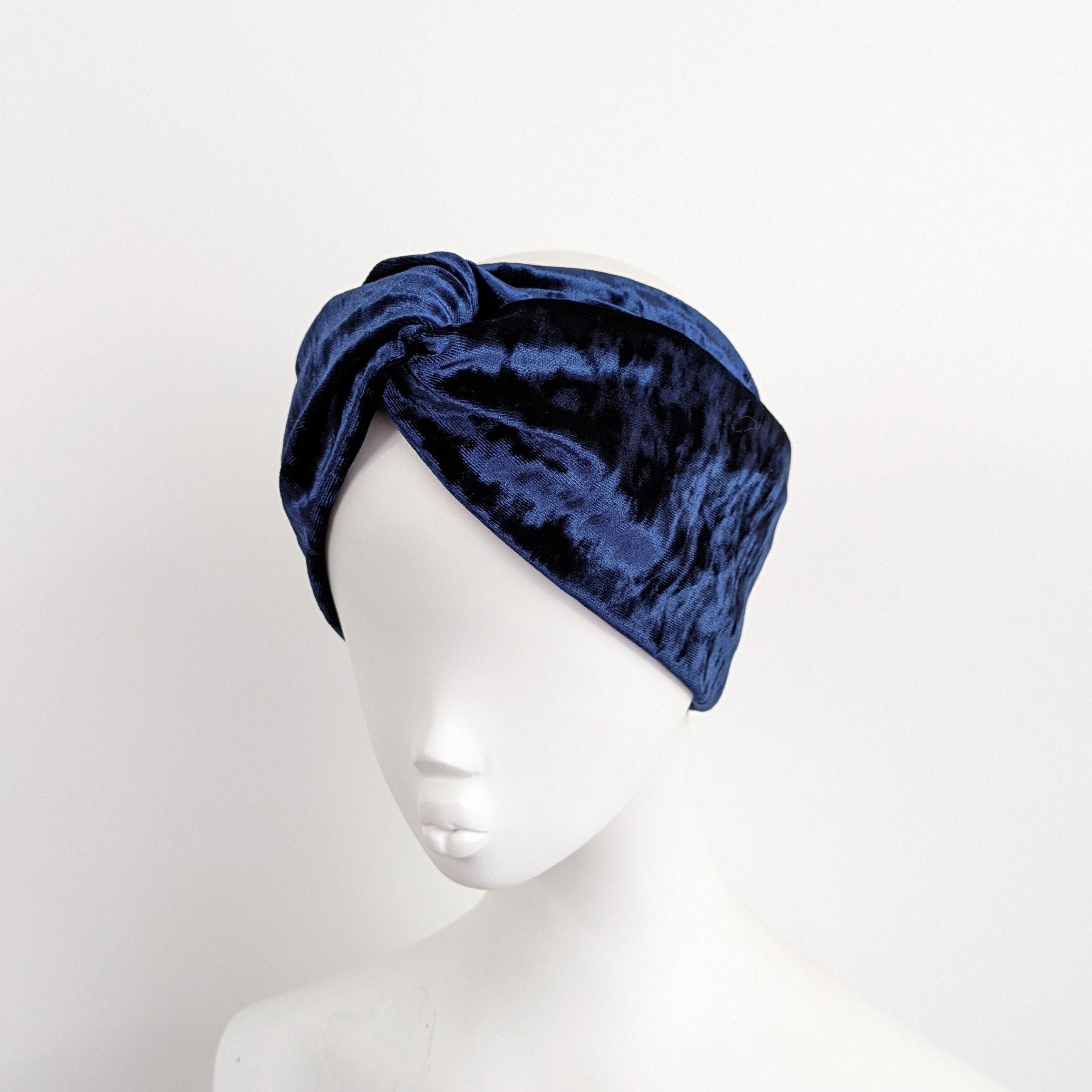 https://i.etsystatic.com/6583749/r/il/aa533a/3606368181/il_fullxfull.3606368181_l9pd.jpg