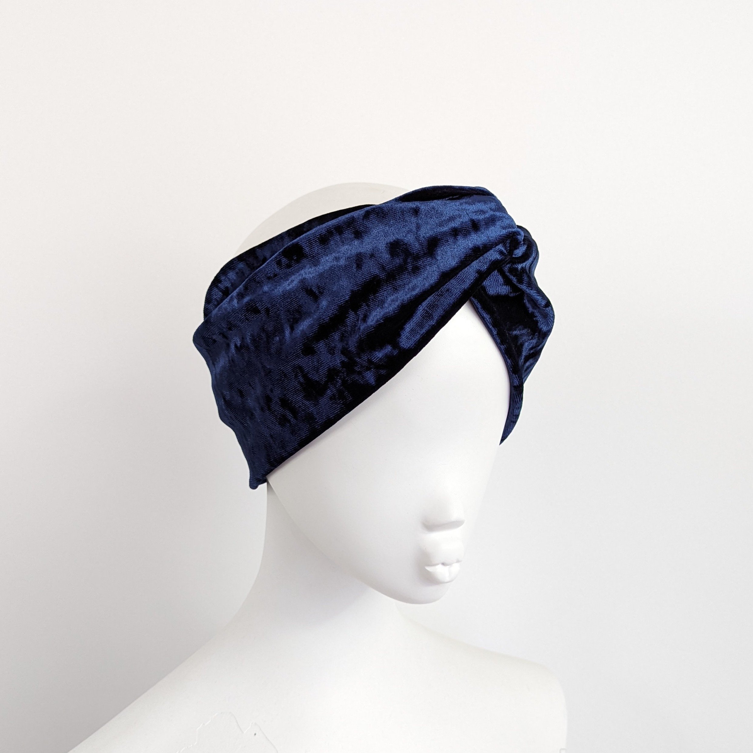 https://i.etsystatic.com/6583749/r/il/008ef2/3606368189/il_fullxfull.3606368189_euyn.jpg