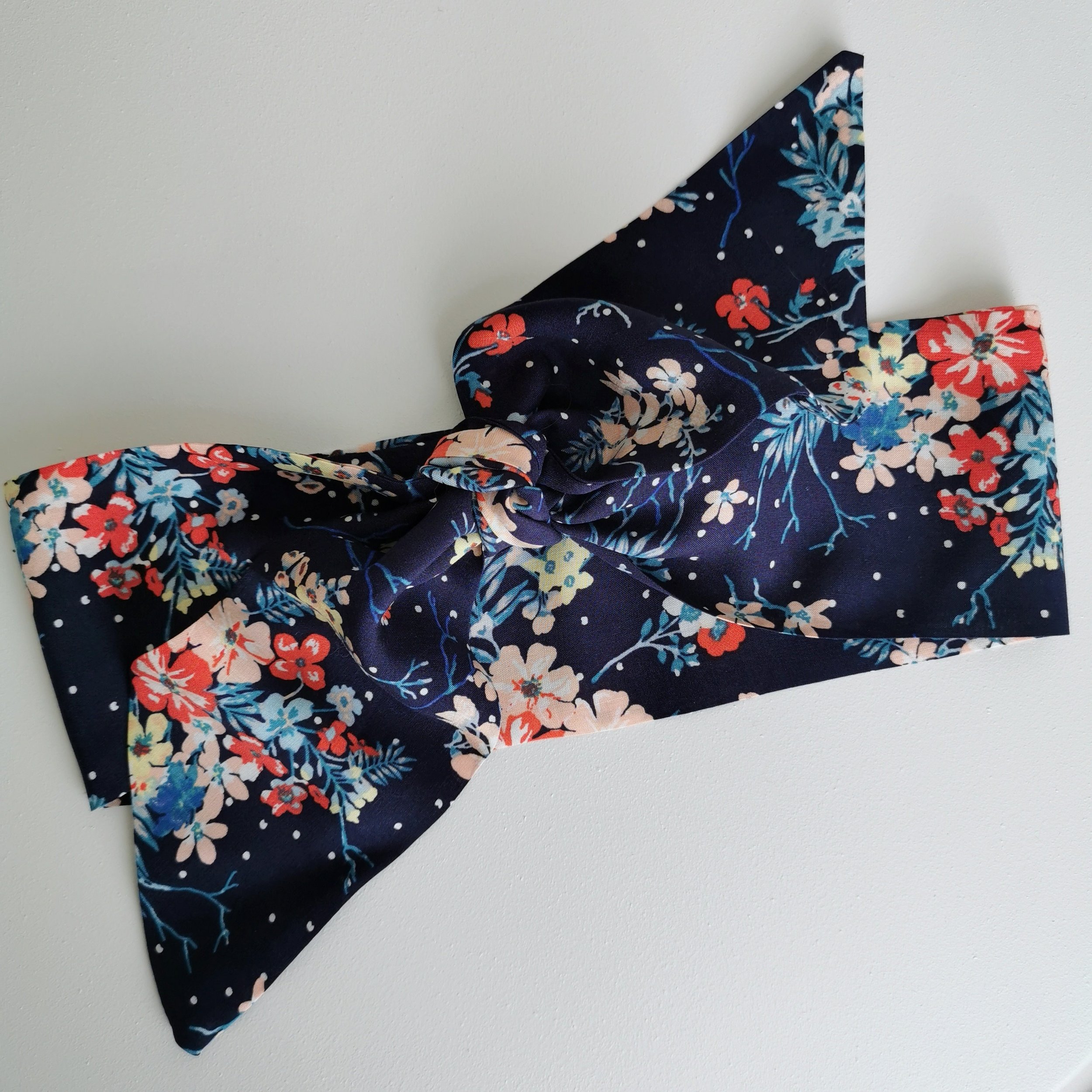 https://i.etsystatic.com/6583749/r/il/360c27/3270112225/il_fullxfull.3270112225_pvyu.jpg