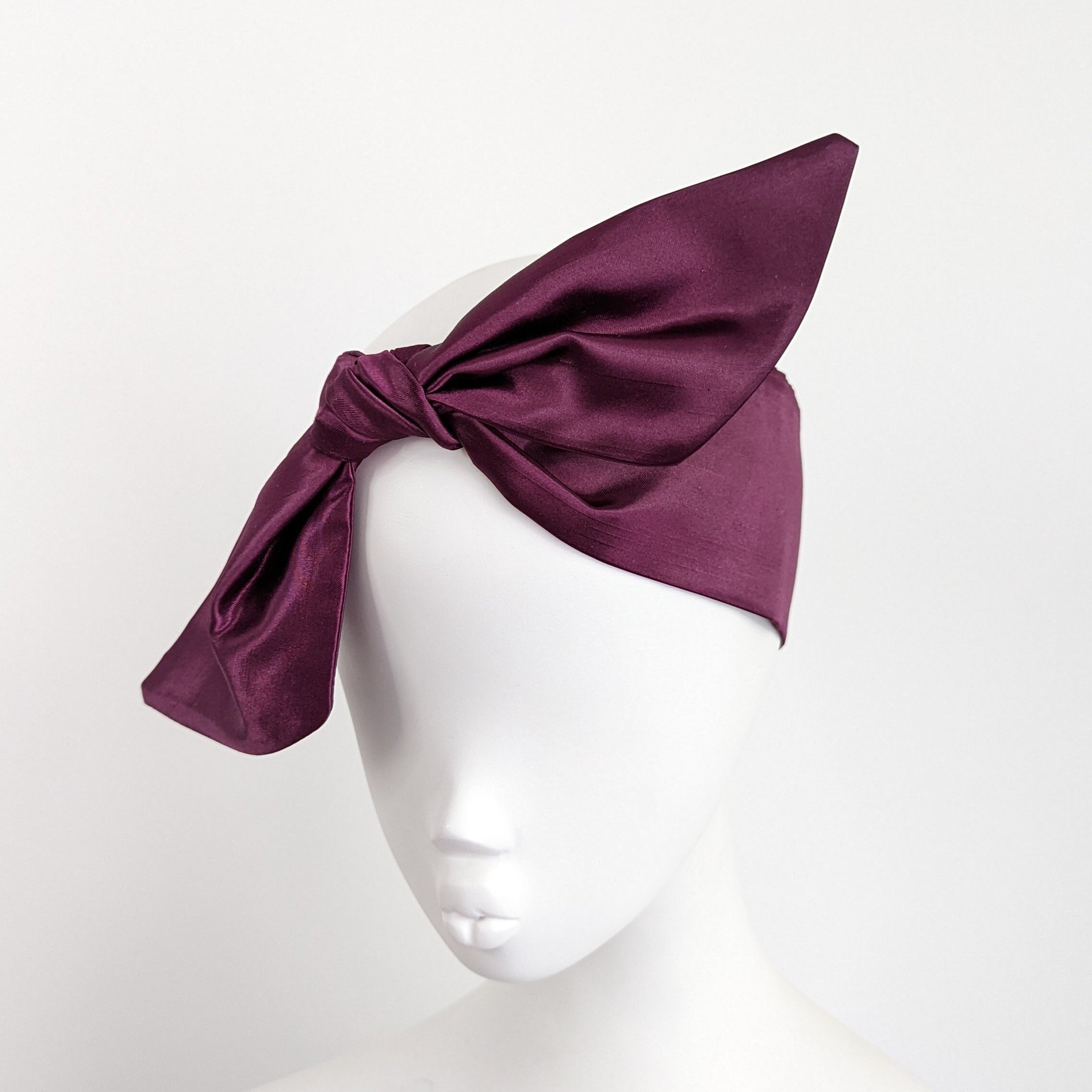 https://i.etsystatic.com/6583749/r/il/8bfbb3/3565976890/il_fullxfull.3565976890_8aii.jpg