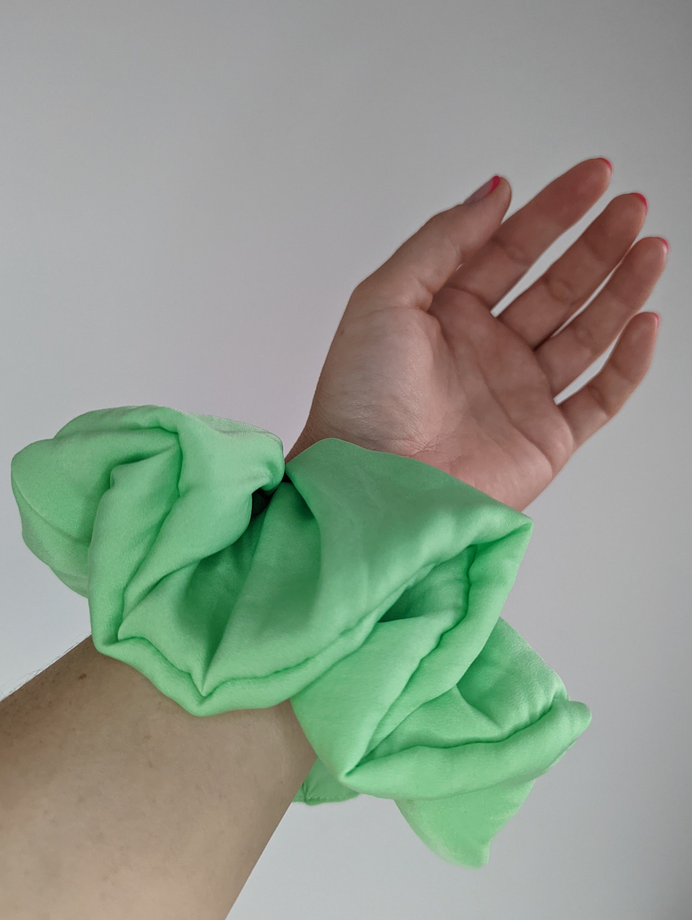 https://i.etsystatic.com/6583749/r/il/99474b/4012493658/il_fullxfull.4012493658_oysa.jpg