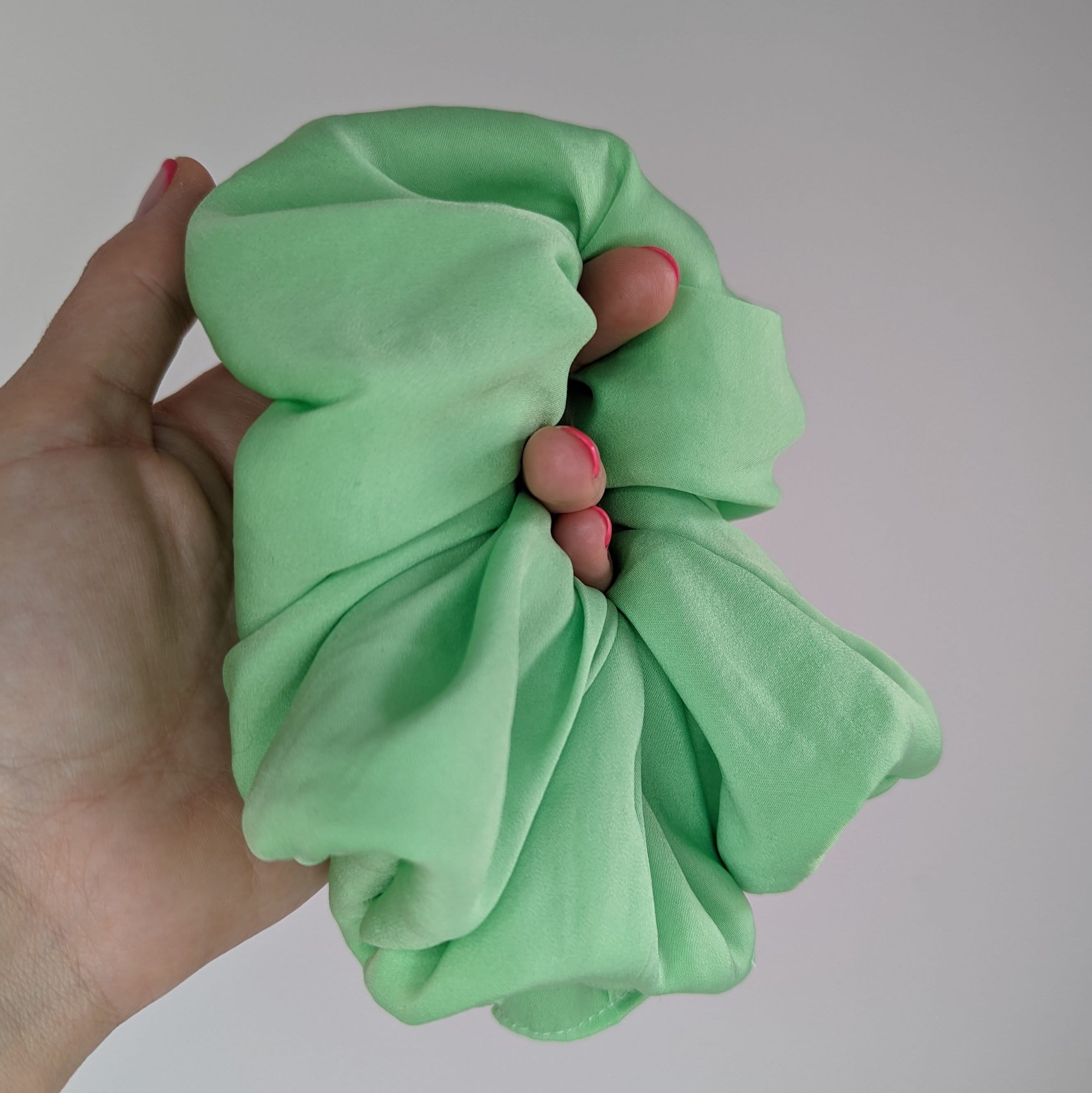 https://i.etsystatic.com/6583749/r/il/2f6b9f/4060136967/il_fullxfull.4060136967_bbzh.jpg