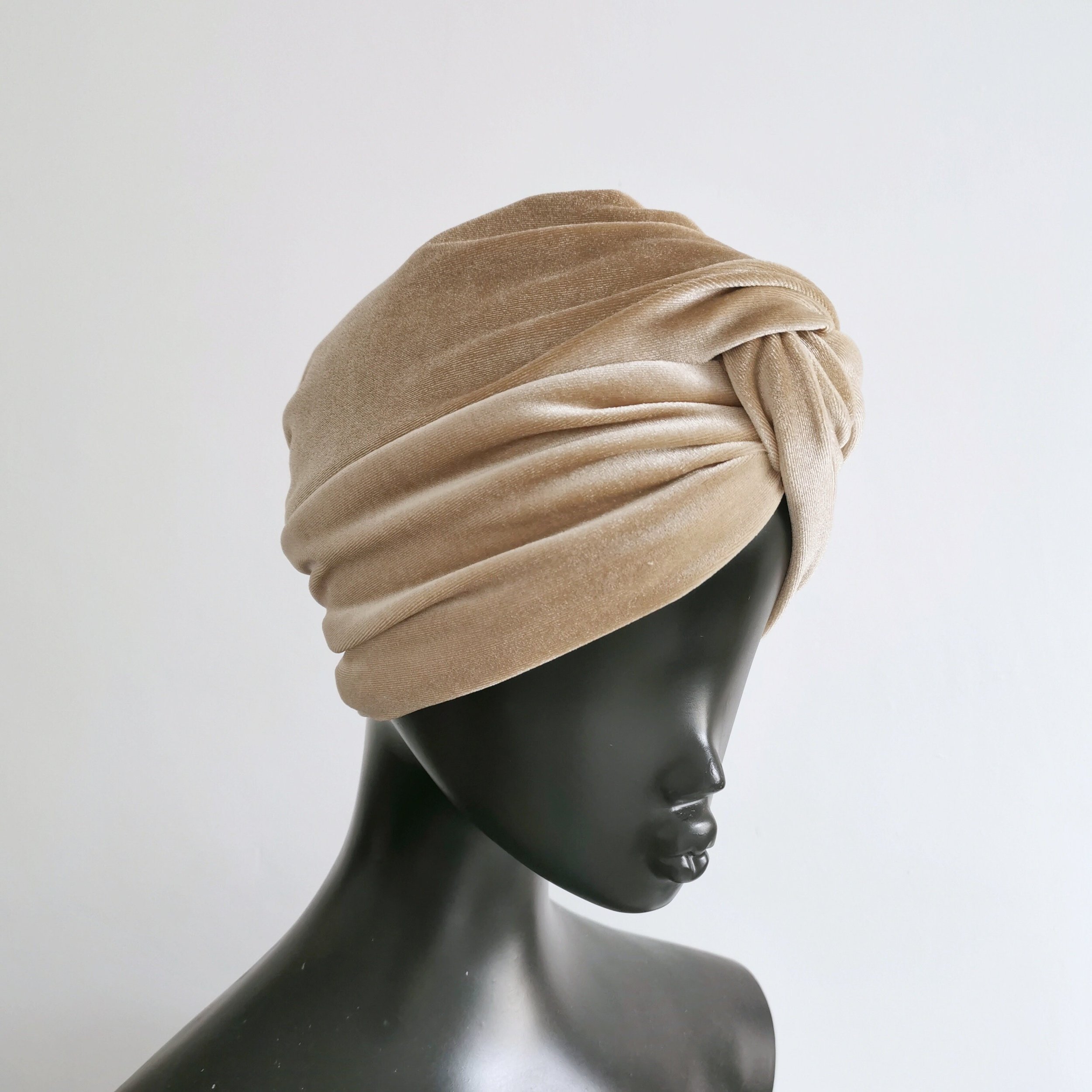 https://i.etsystatic.com/6583749/r/il/01b227/3349328815/il_fullxfull.3349328815_oxhe.jpg