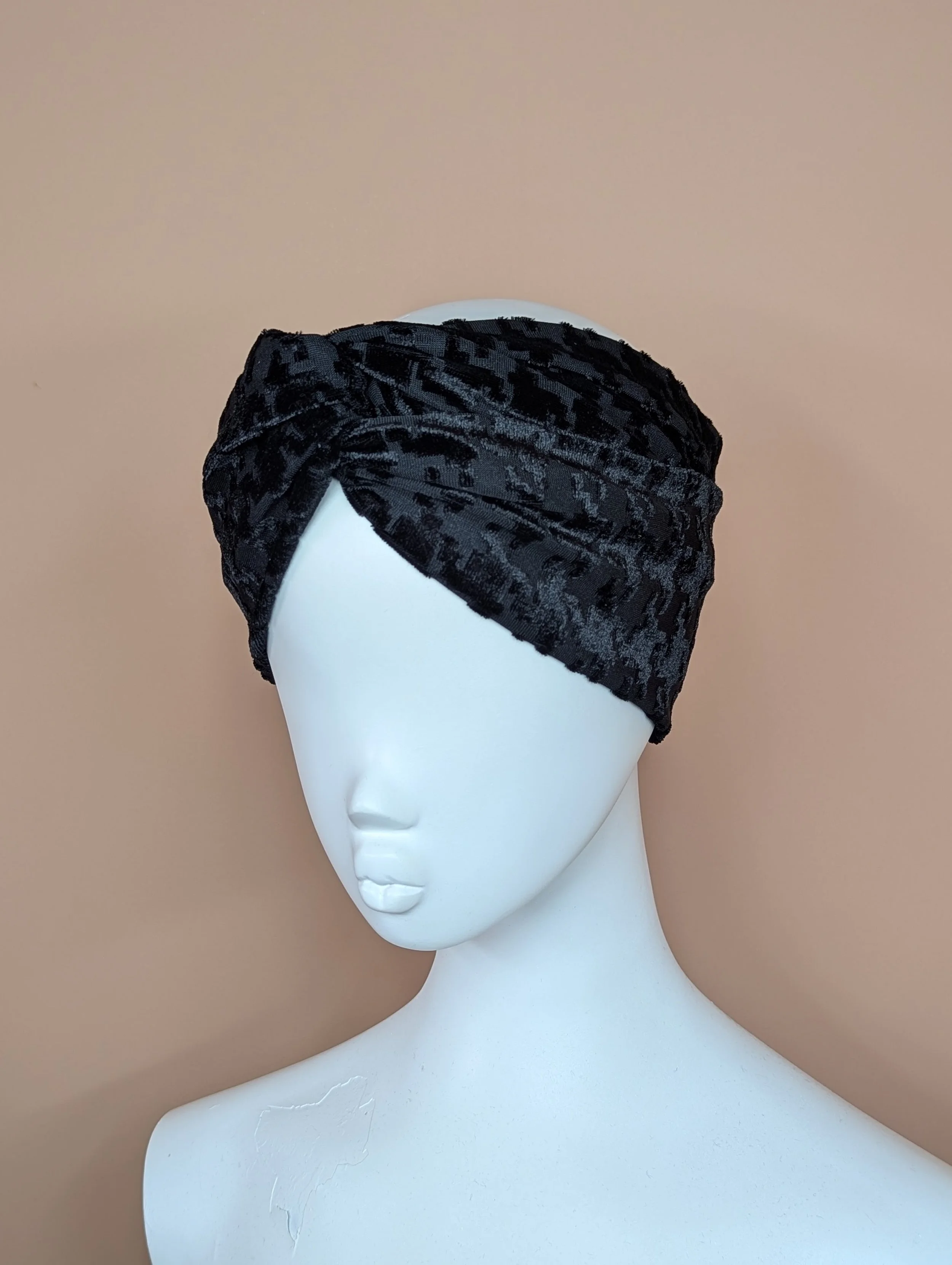 Black-Houndstooth-Velvet-1.jpg
