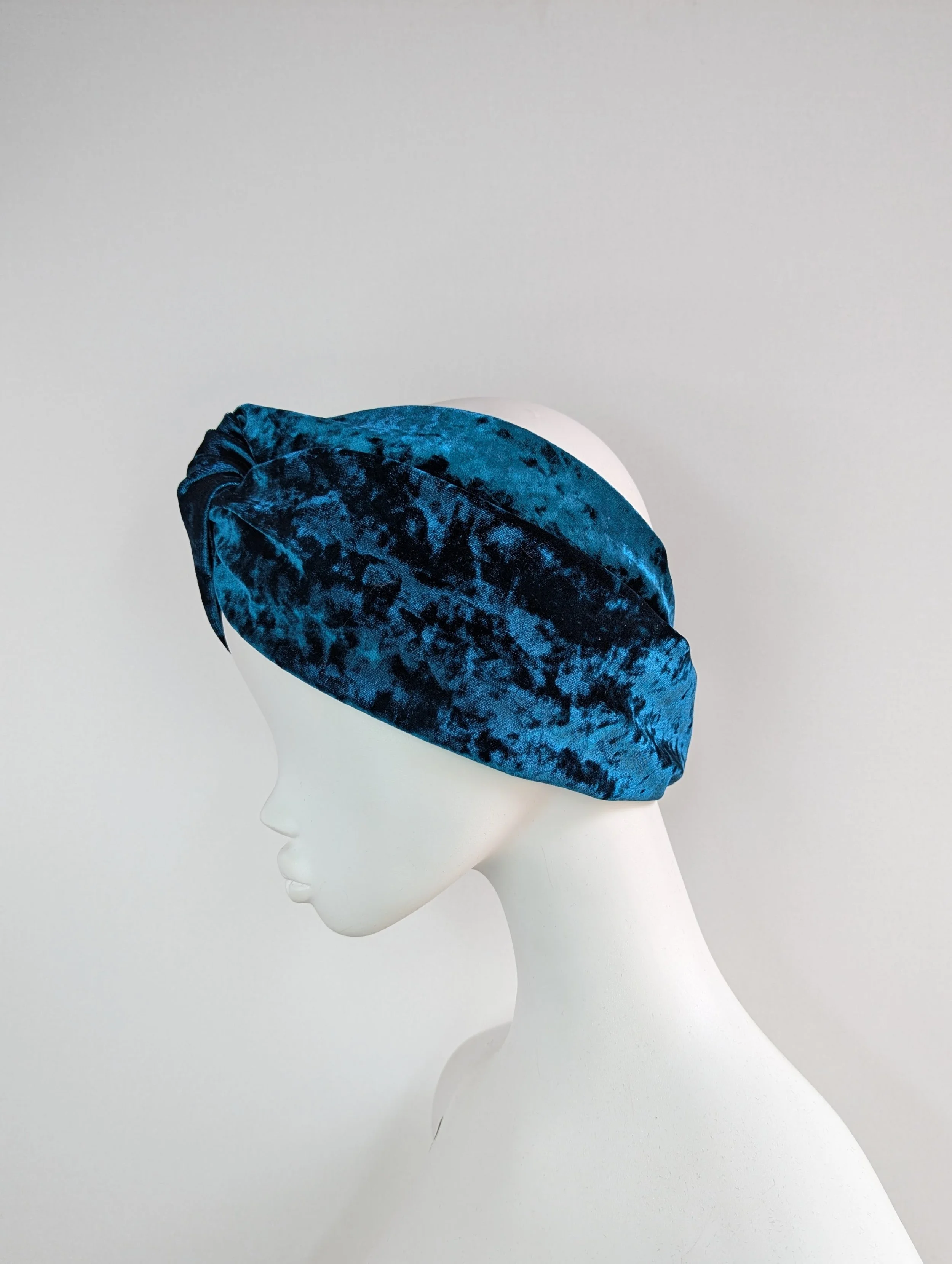Peacock-Blue-Crushed-Velvet-3.jpg