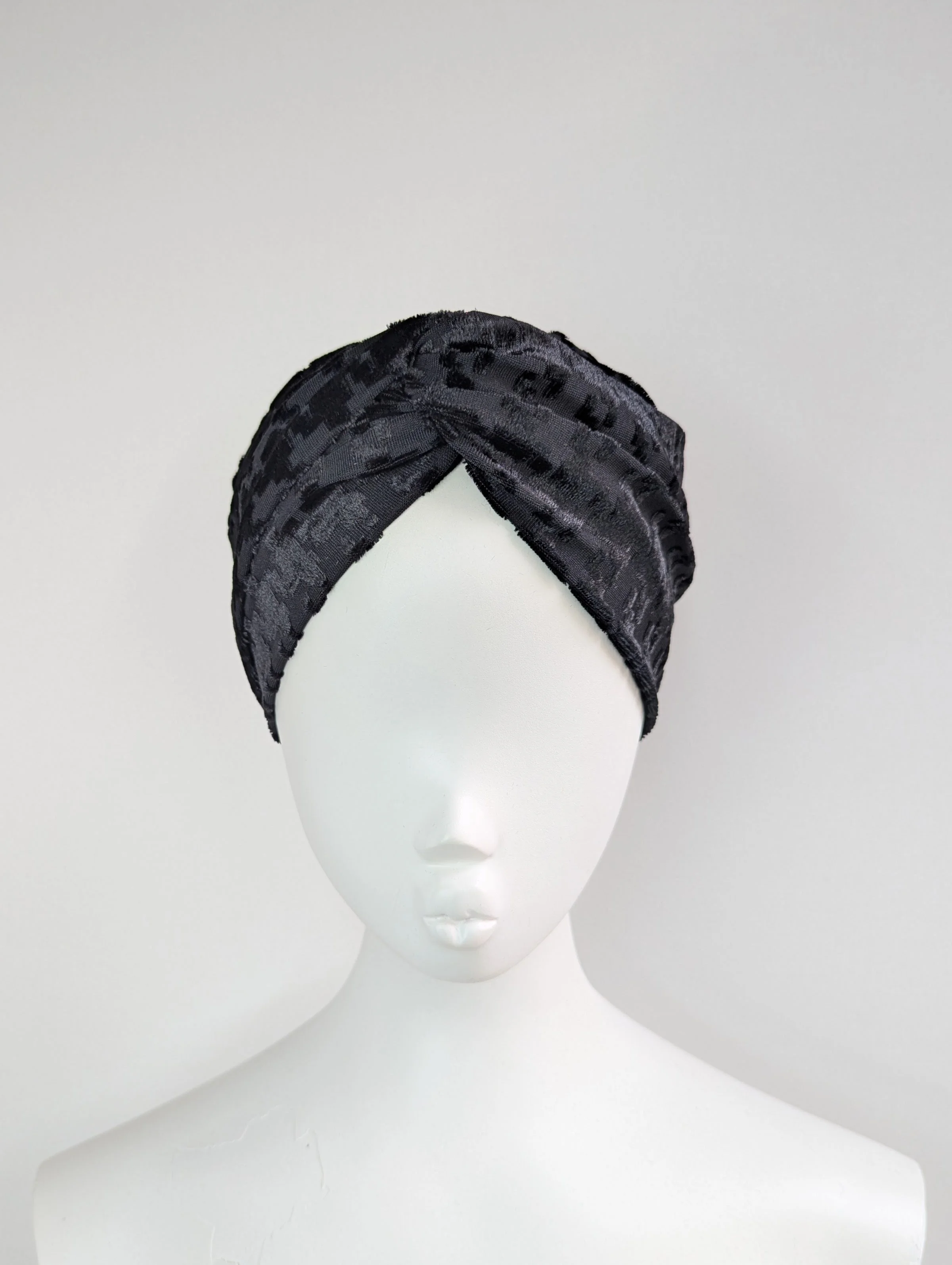 Black-Houndstooth-Velvet.jpg